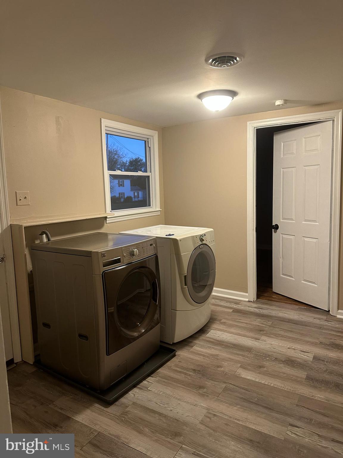 RIDGEWAY - Residential