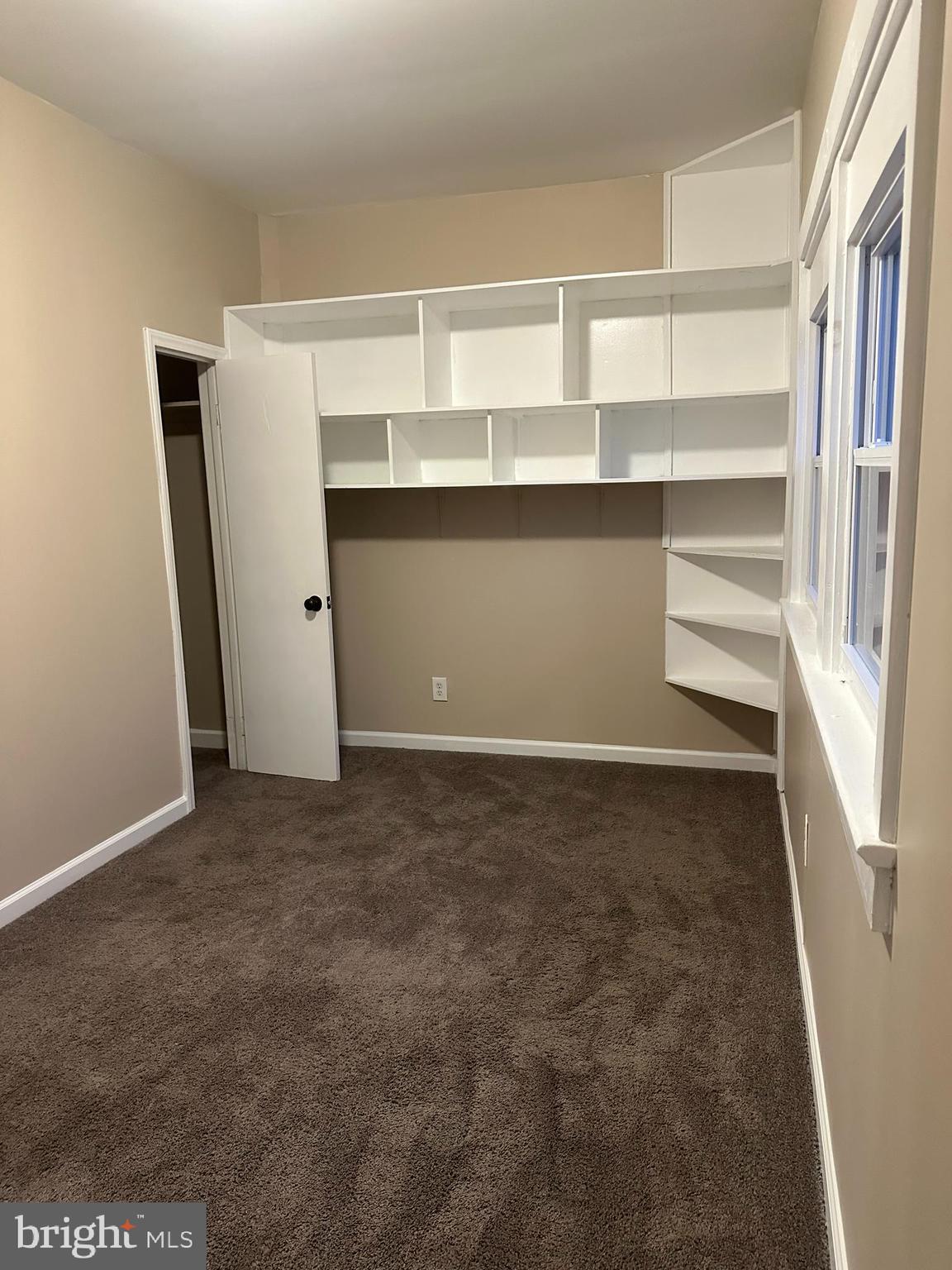 RIDGEWAY - Residential