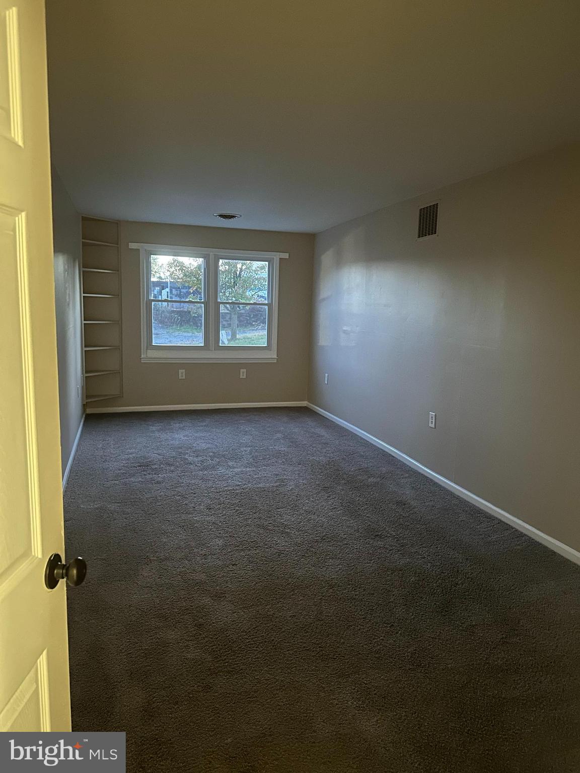 RIDGEWAY - Residential