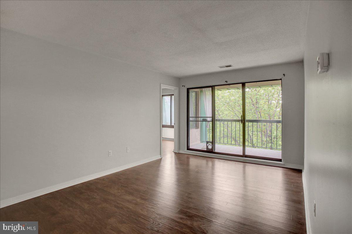 WOODCREST - Residential