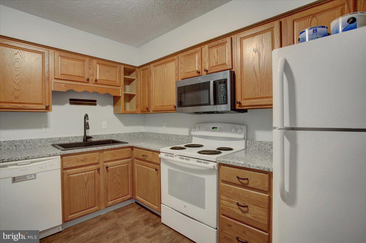 WOODCREST - Residential