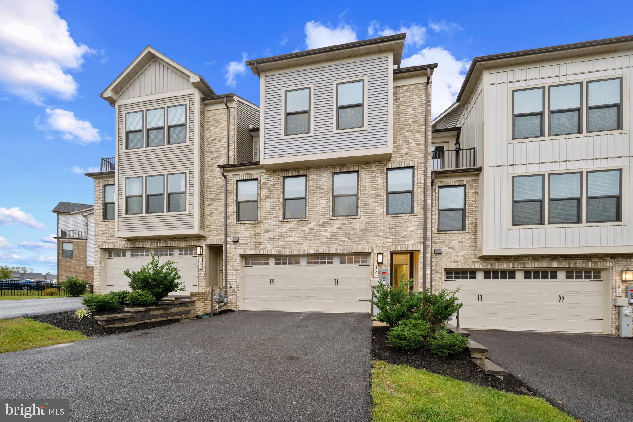 13721 HUNT VALLEY COURT