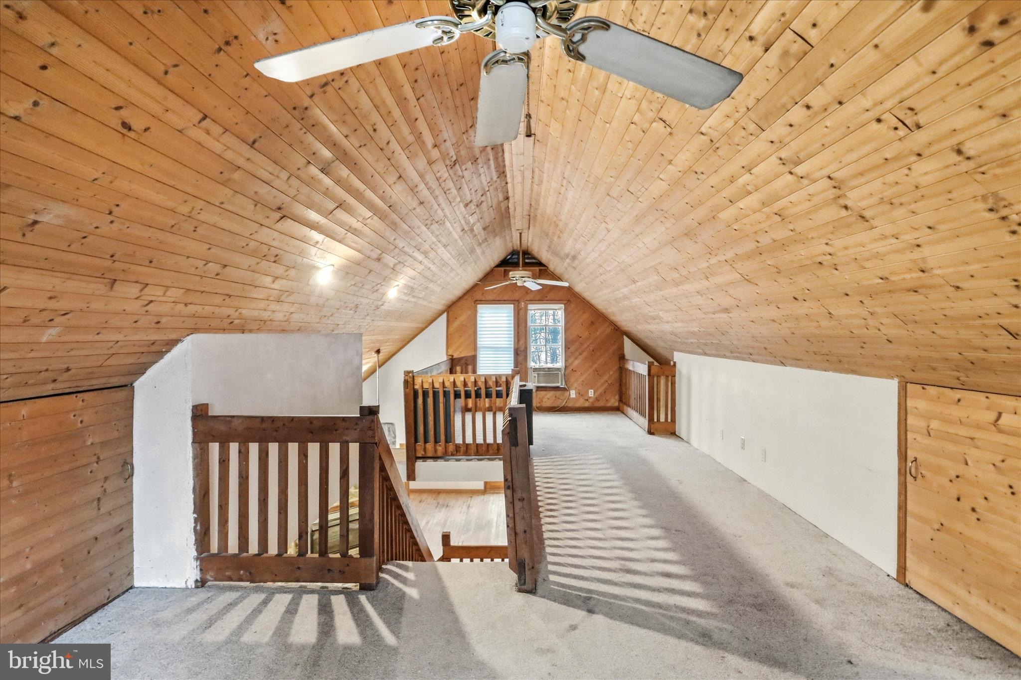 RIVER VIEW - Residential