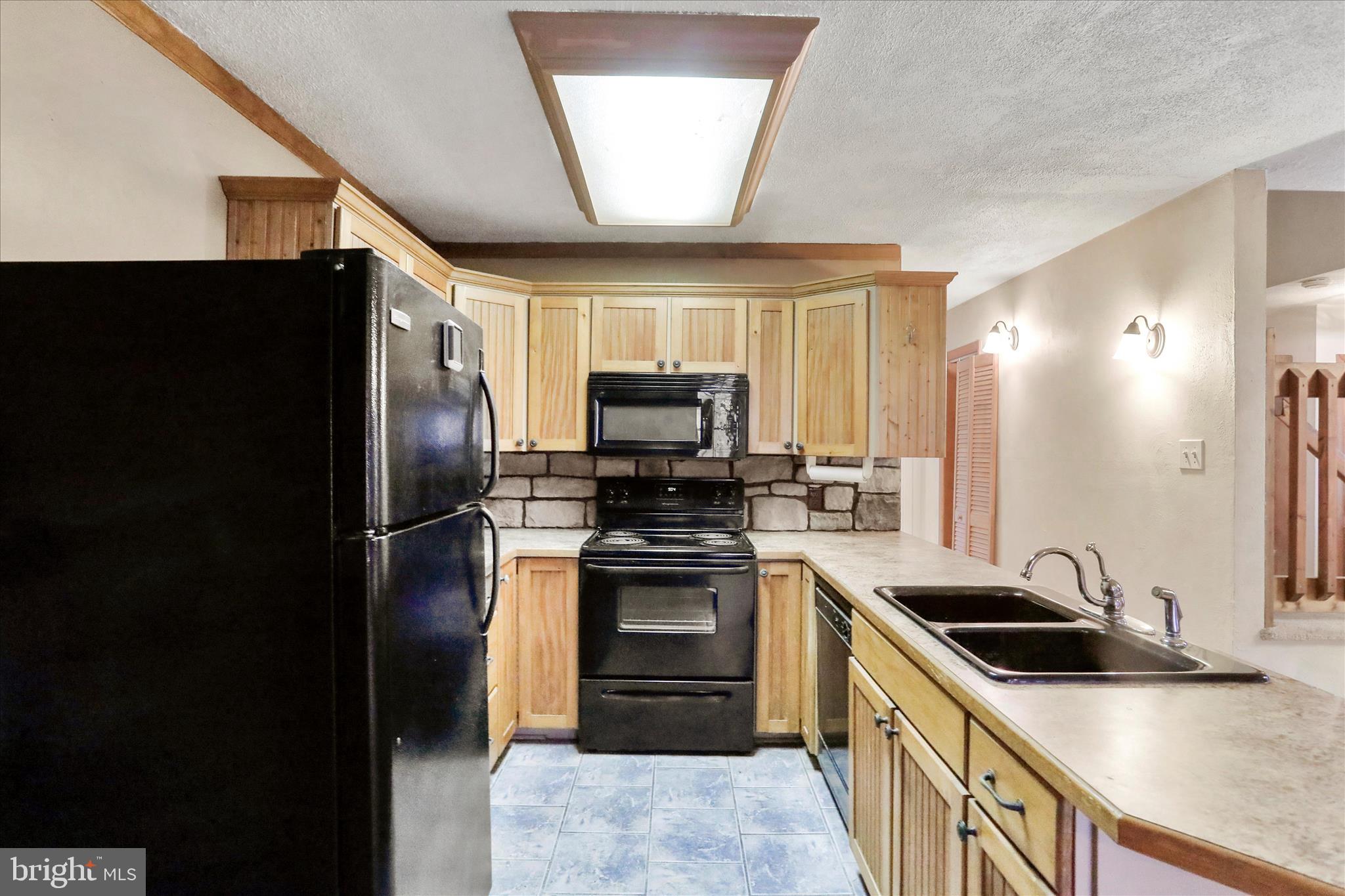 RIVER VIEW - Residential