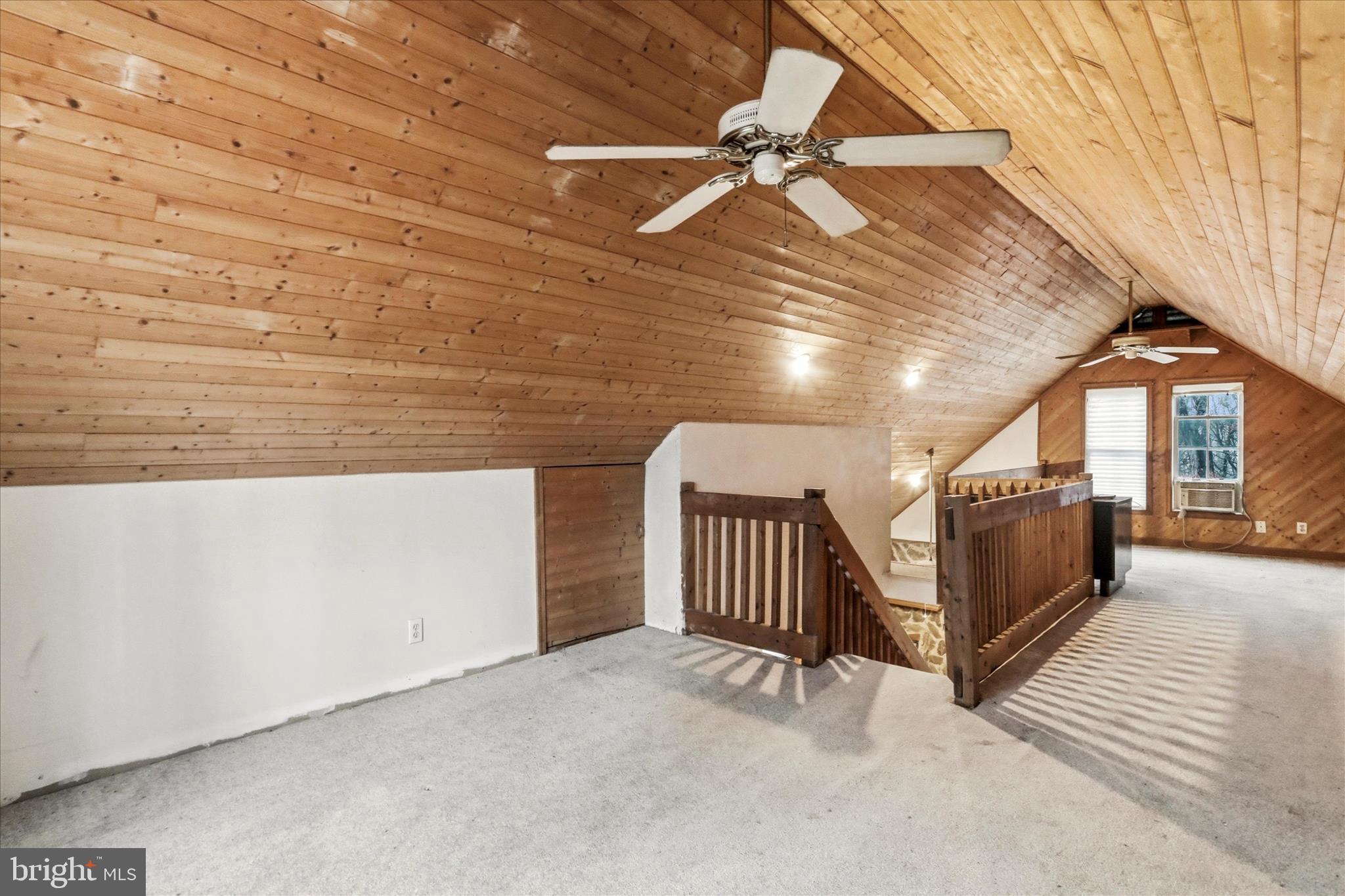 RIVER VIEW - Residential