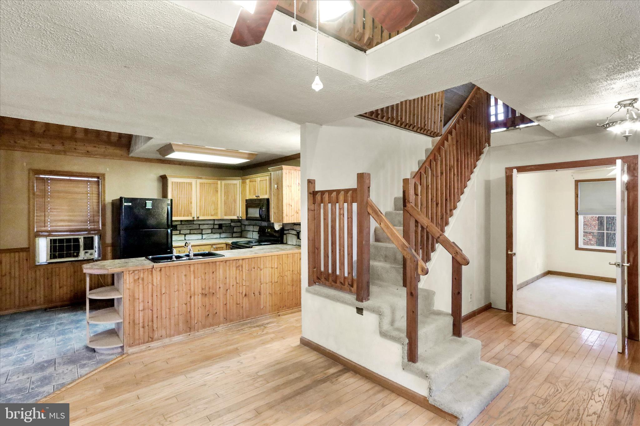 RIVER VIEW - Residential