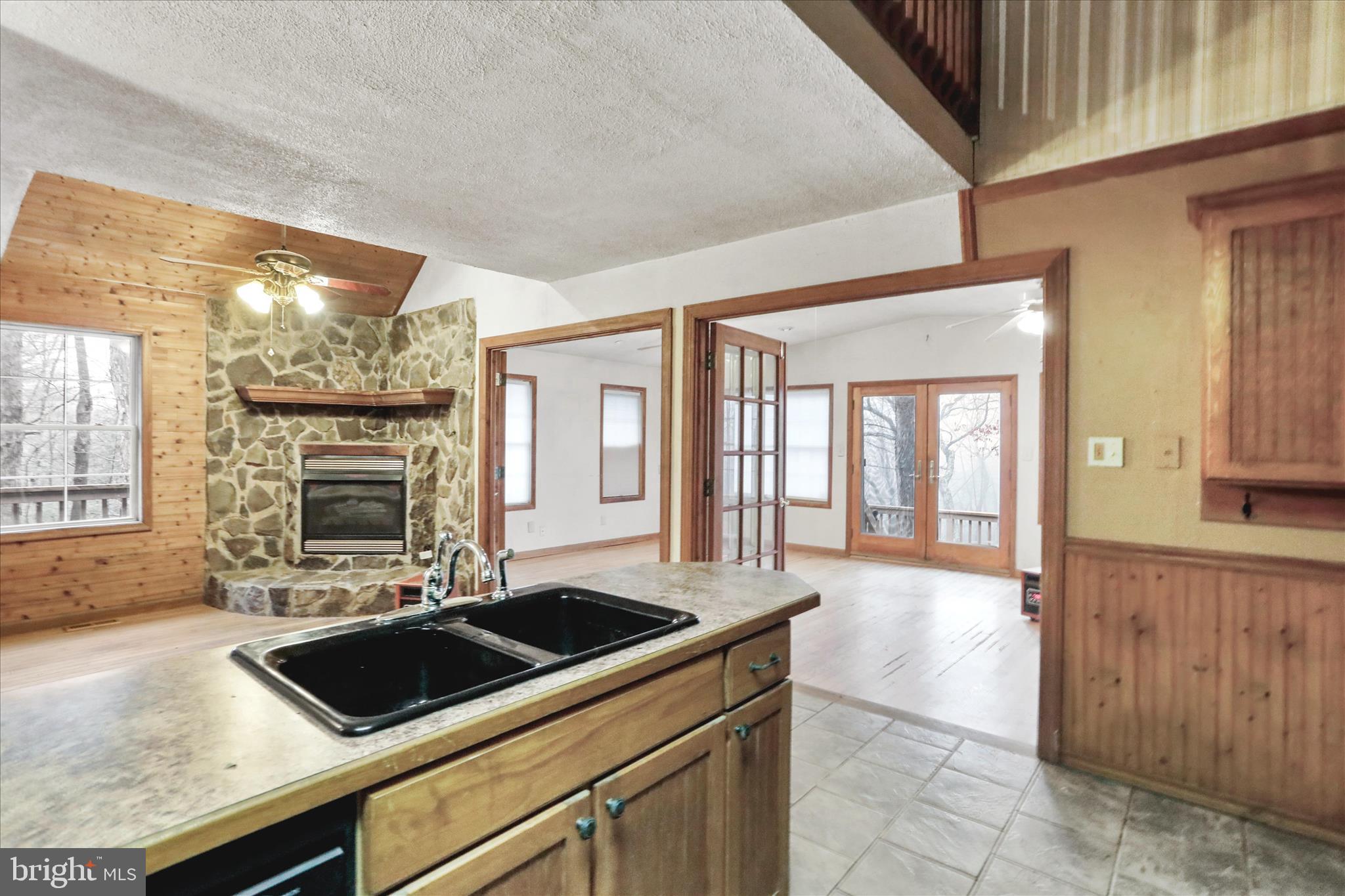 RIVER VIEW - Residential