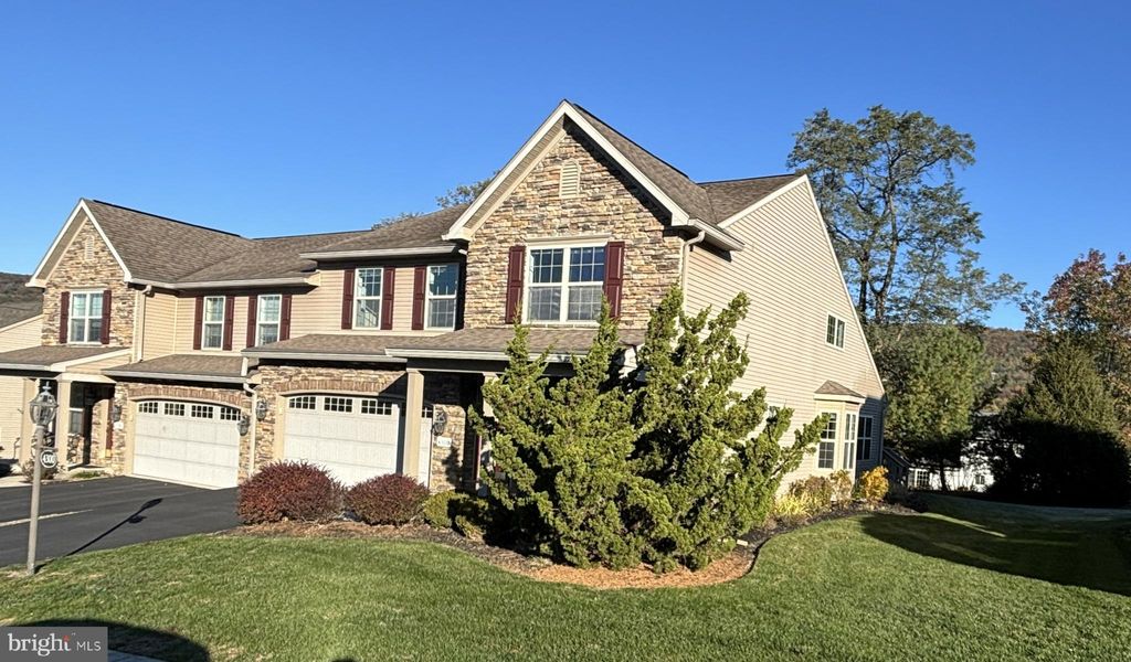 Photo of 4300 N Victoria Way, HARRISBURG, PA 17112 (MLS # PADA2051426)