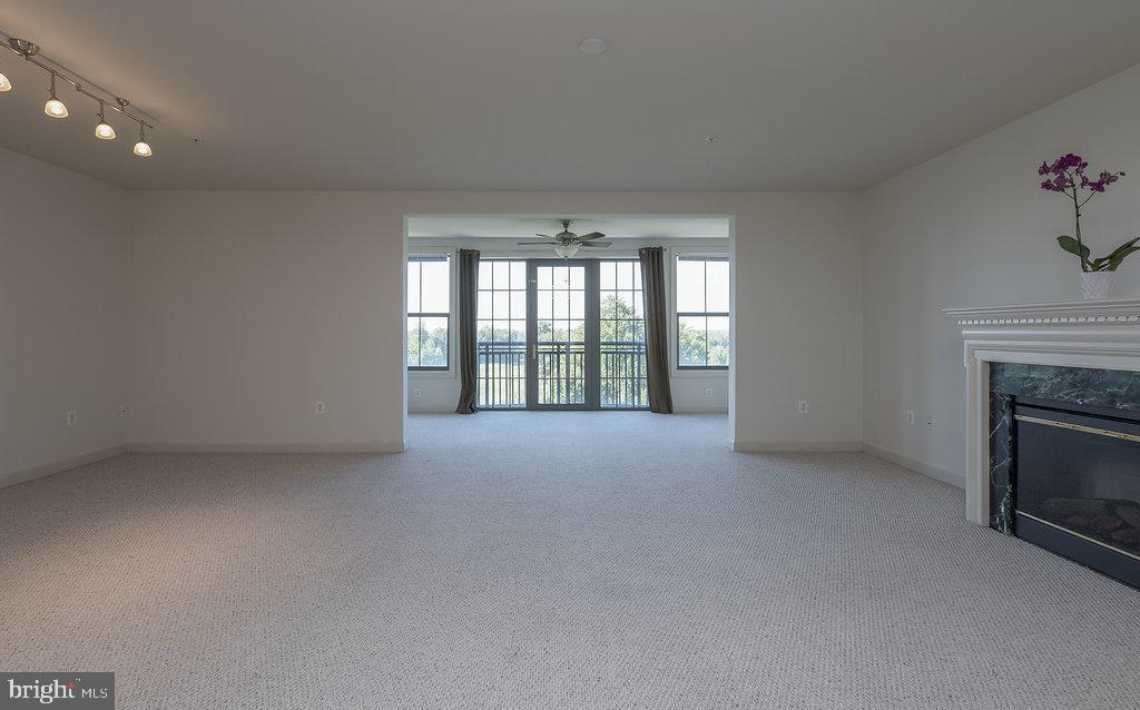 485 HARBOR SIDE STREET 710