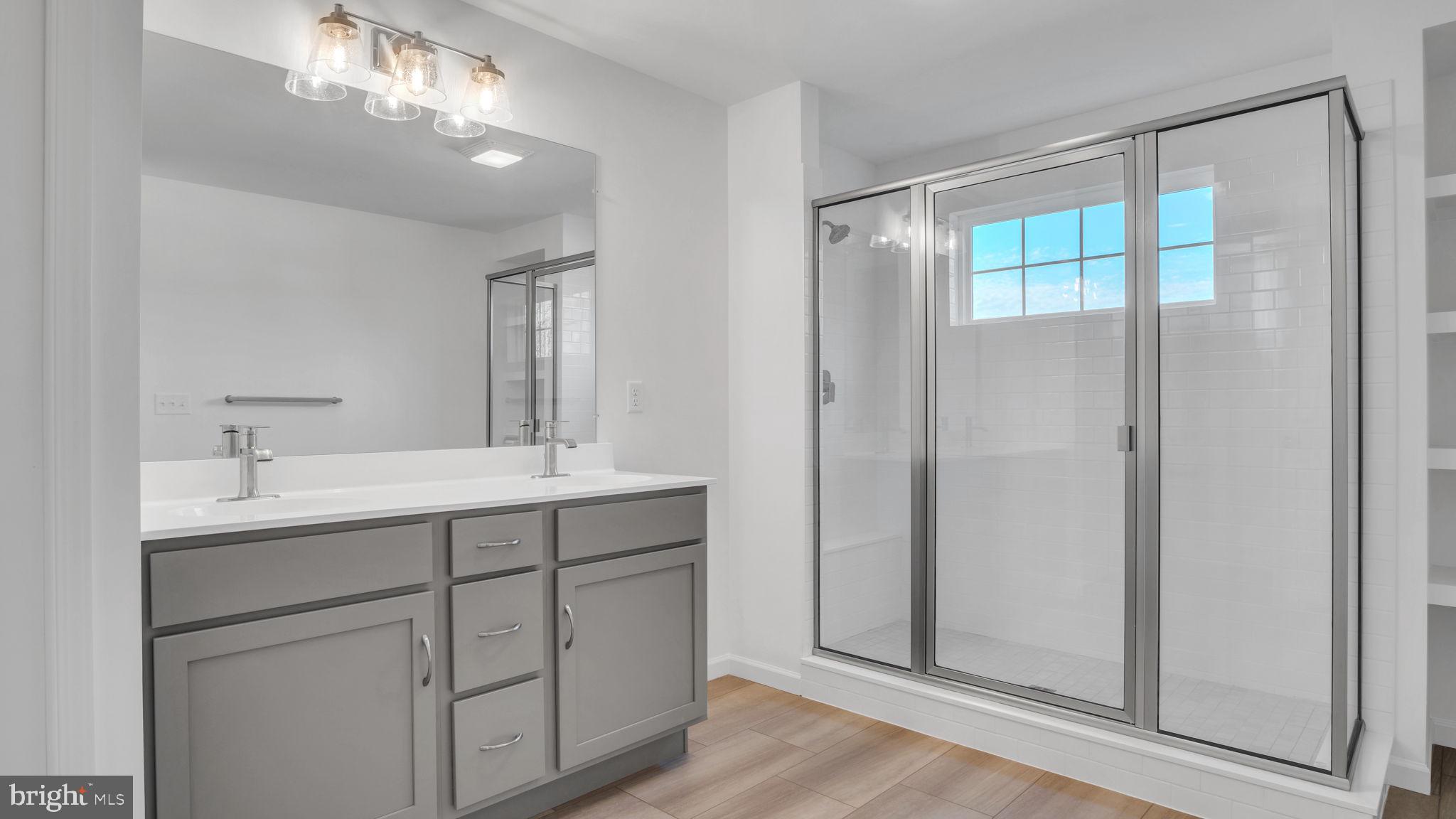 ROCKVILLE ESTATES - Residential