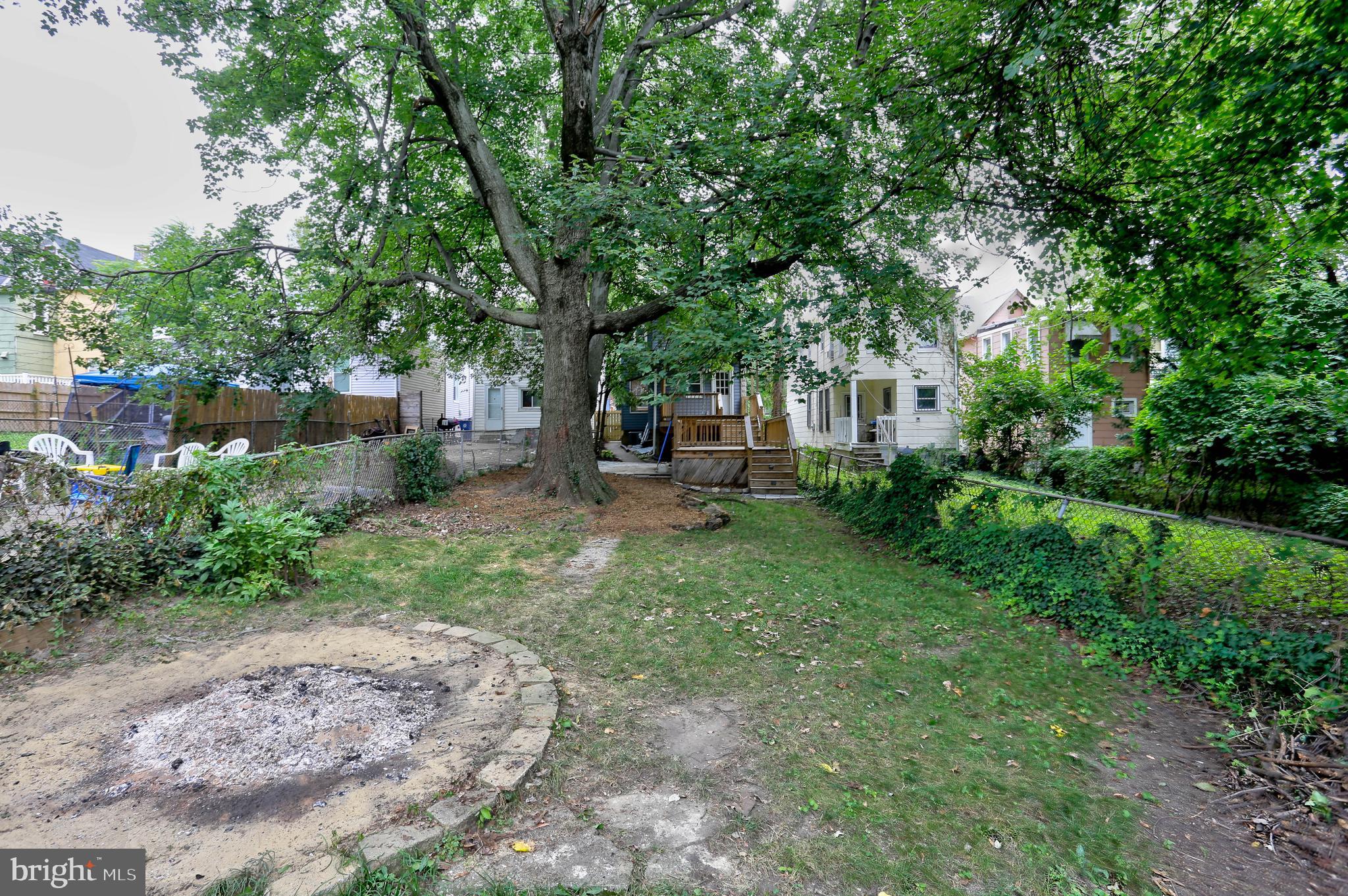 WAVERLY - Residential Lease