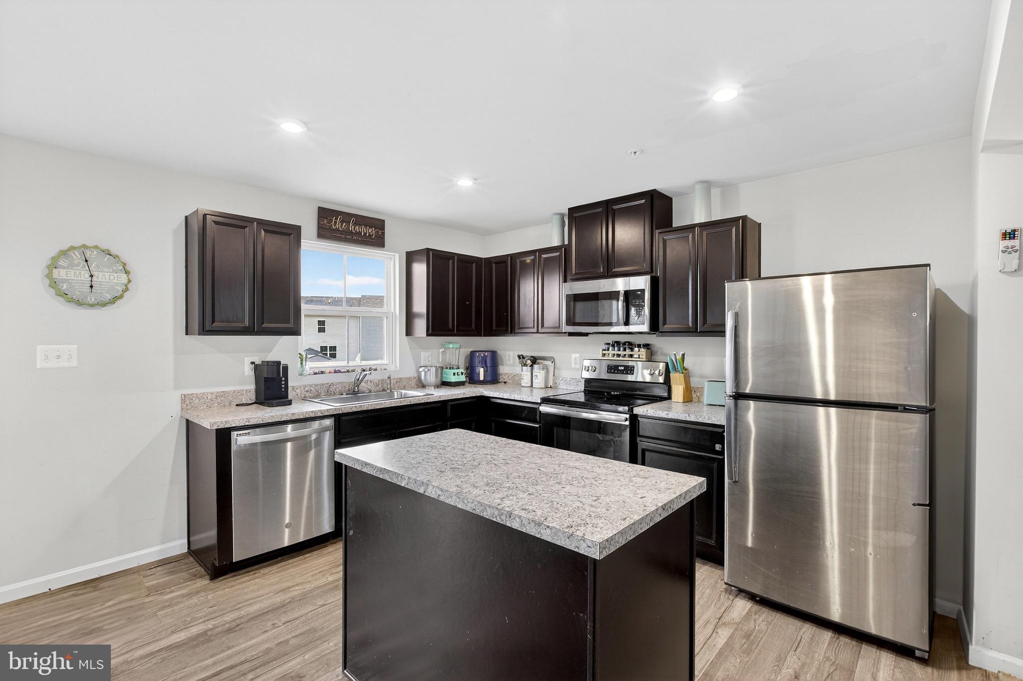 RIDGELY FOREST - Residential