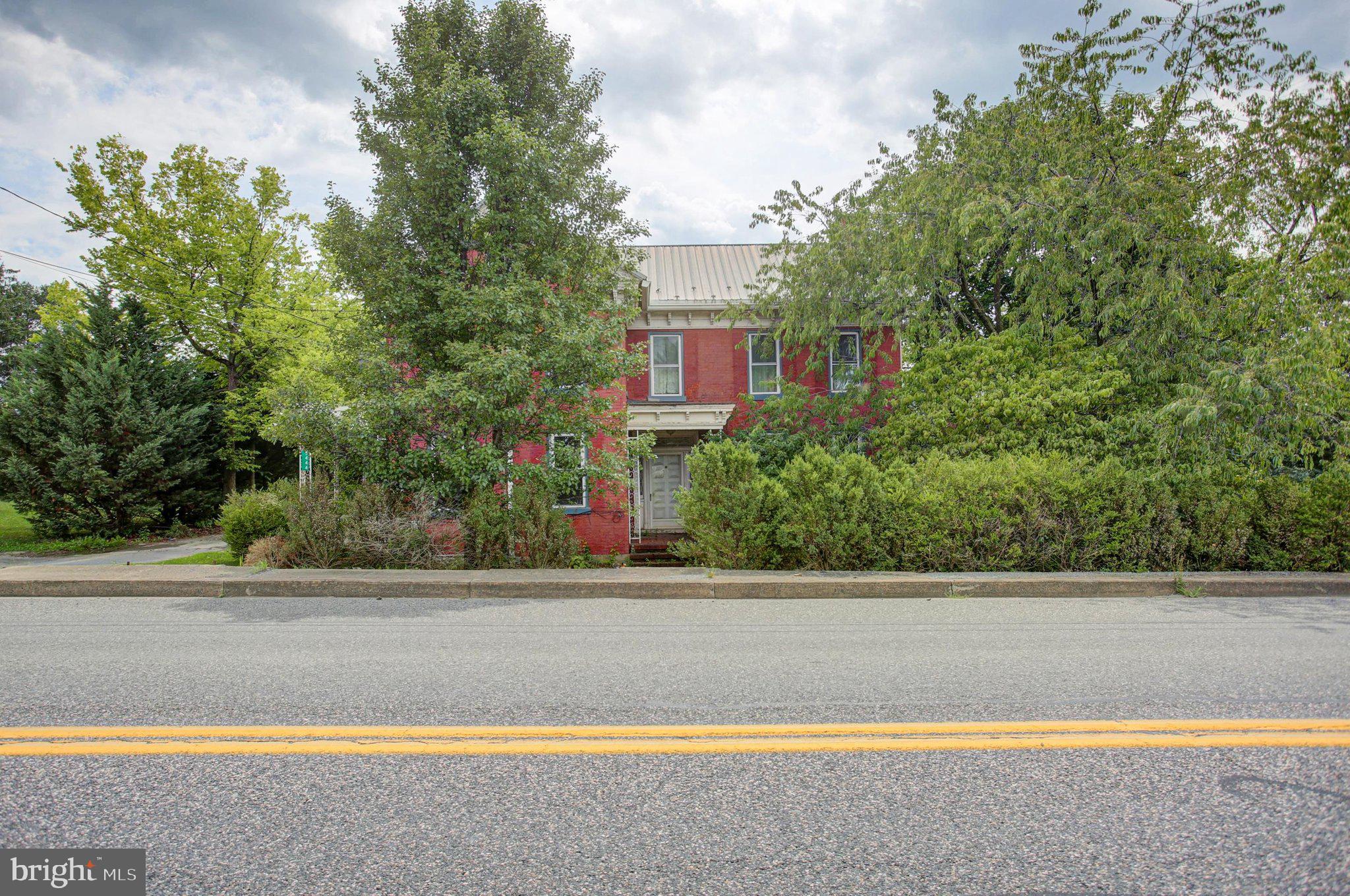 5444 BUCHANAN TRAIL WEST W