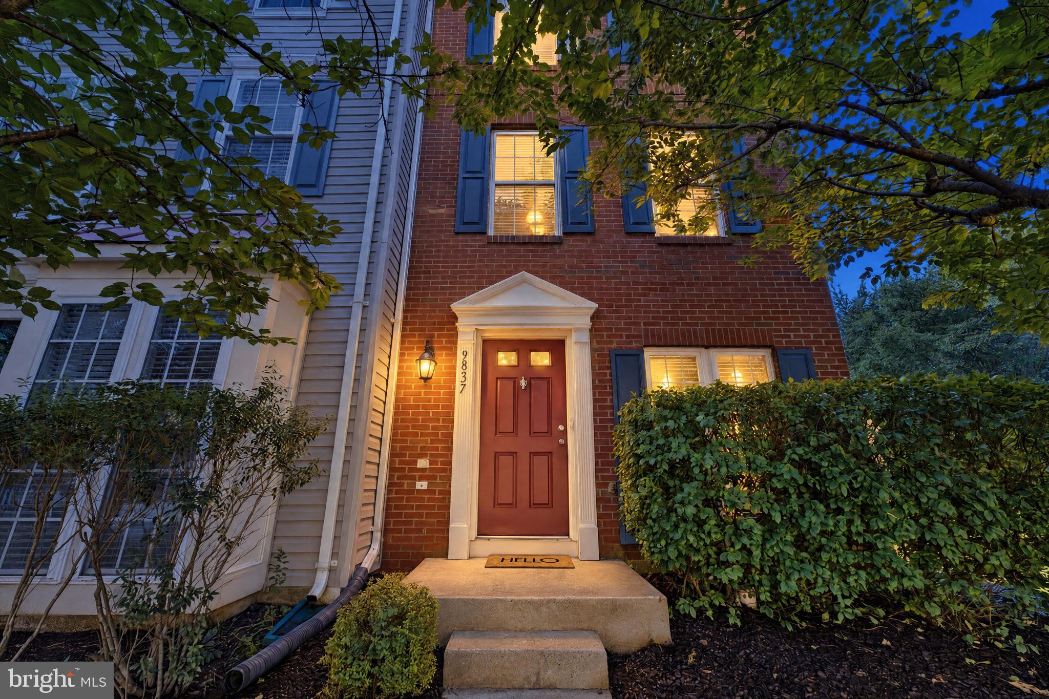 9837 MAITLAND LOOP
