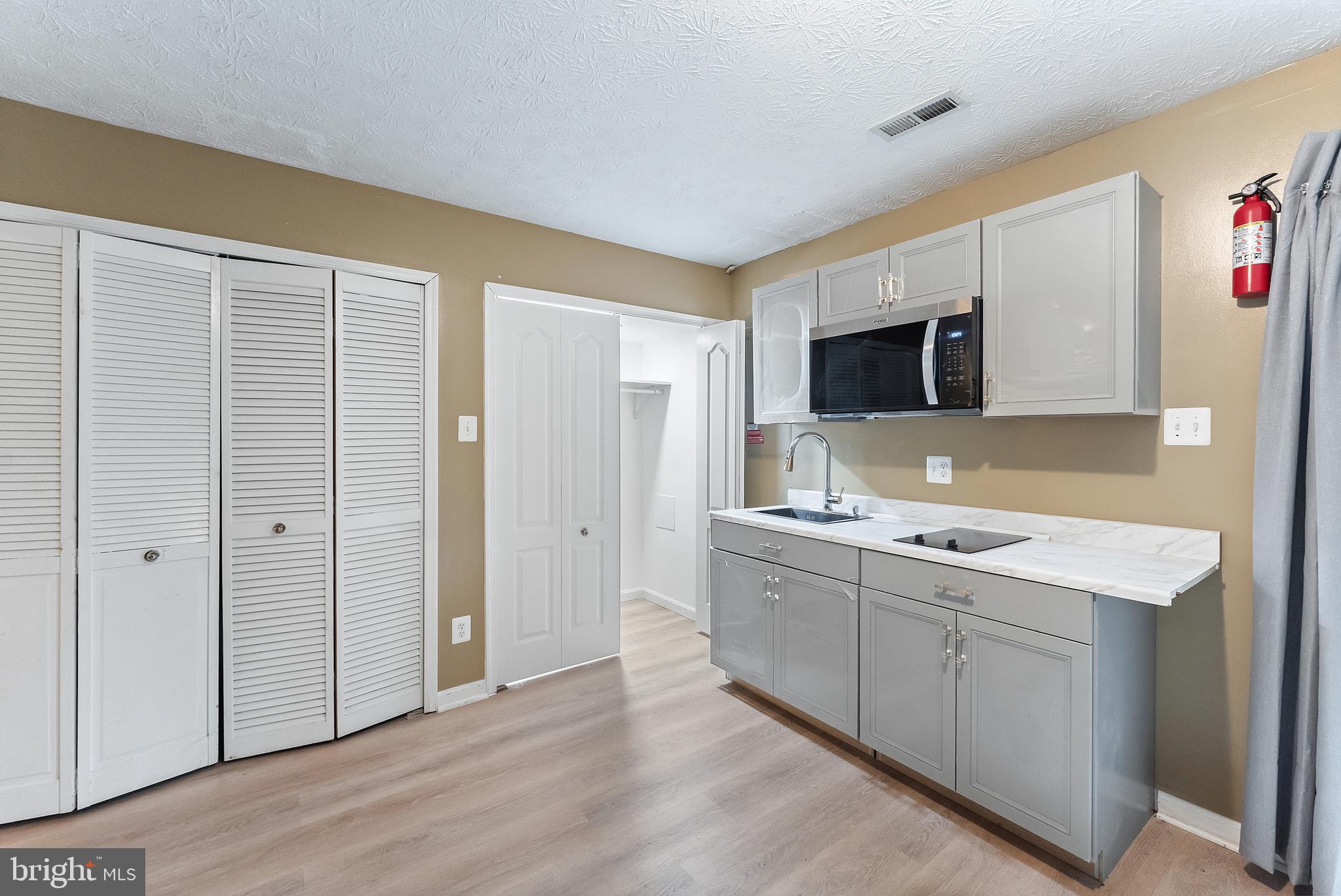 BELLEHAVEN ESTATES - Residential