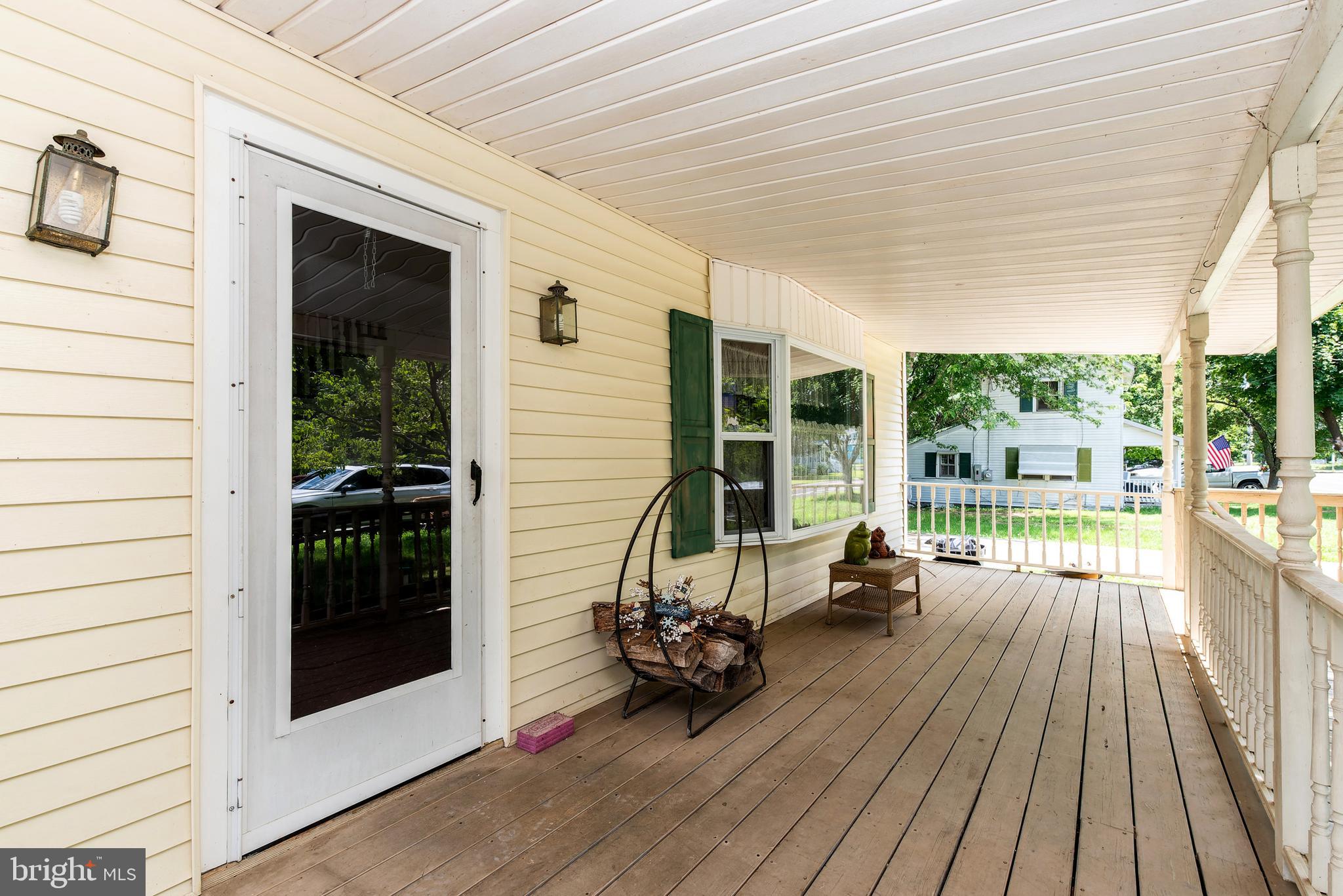 9516 HIGHLAND STREET