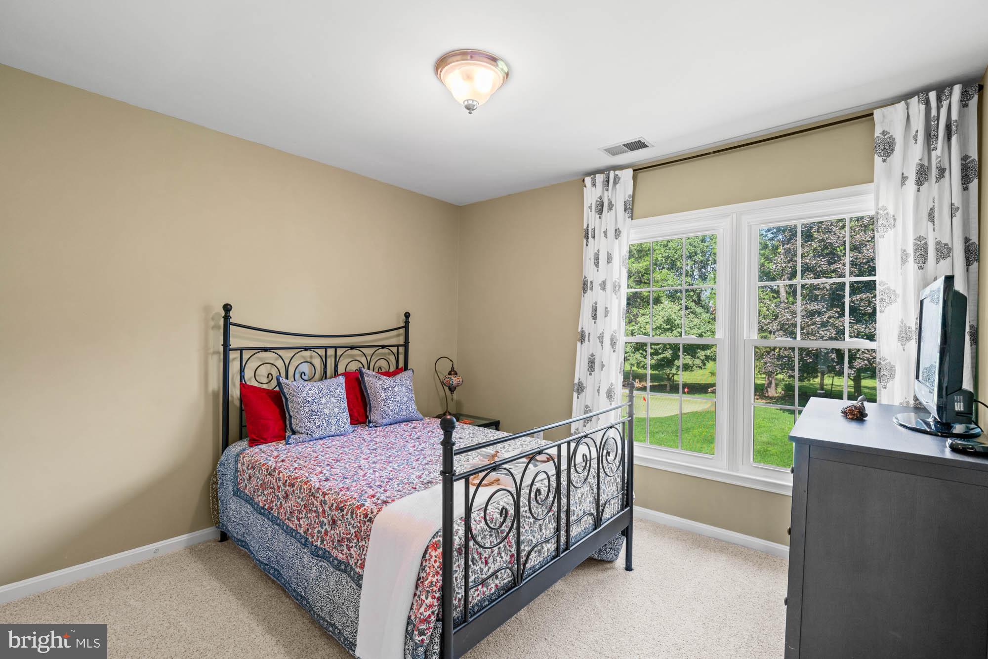 QUAIL OVERLOOK - Residential