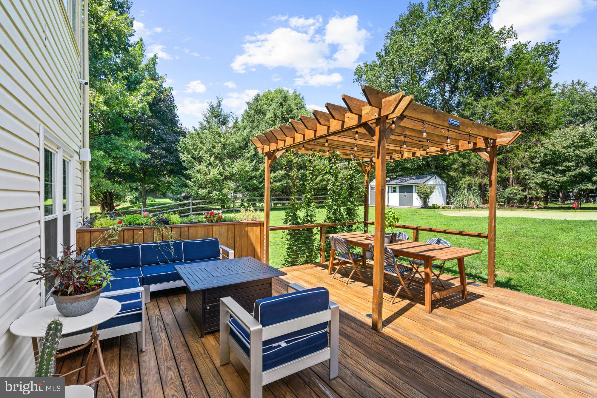 QUAIL OVERLOOK - Residential