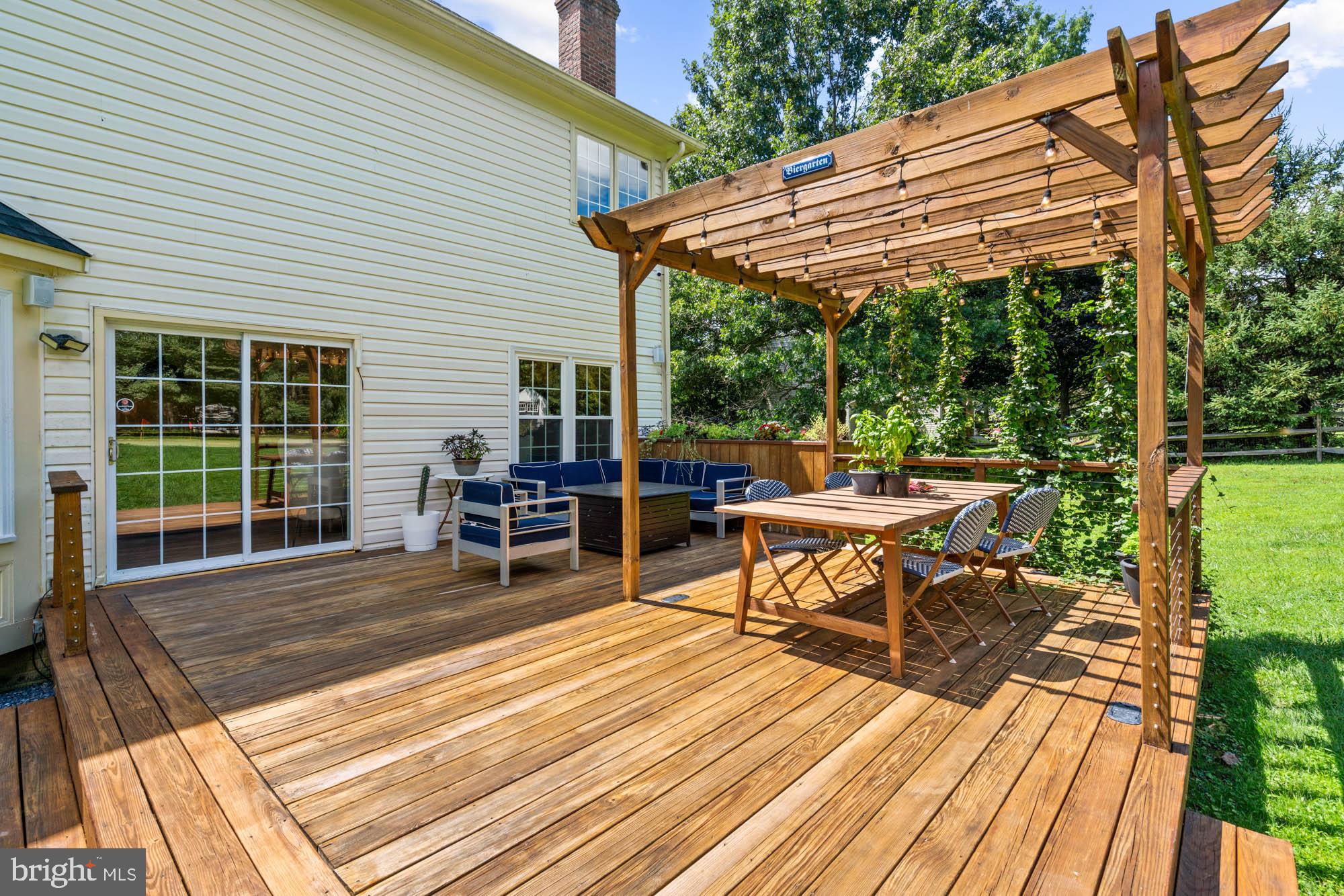 QUAIL OVERLOOK - Residential