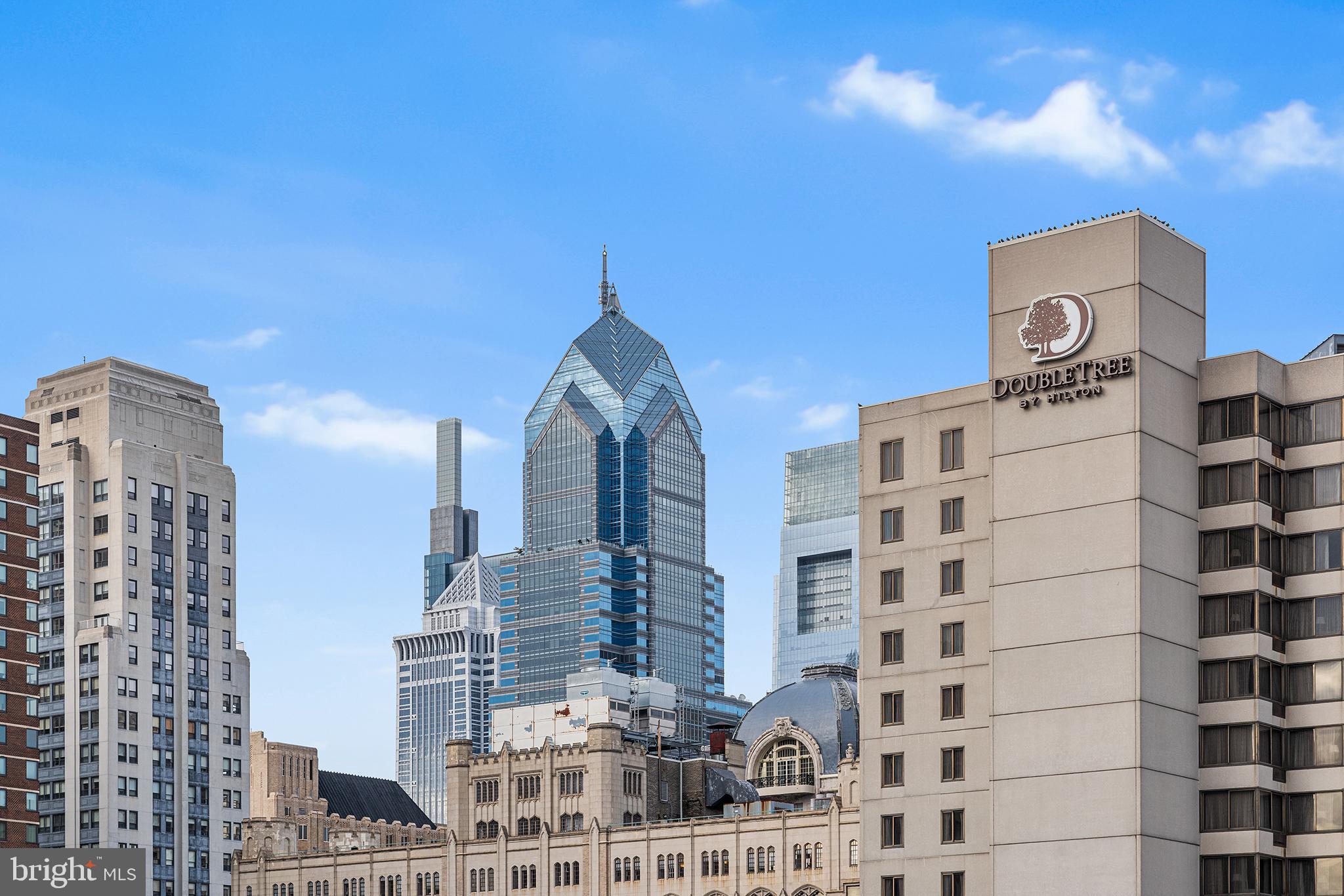 AVENUE OF THE ARTS - Residential