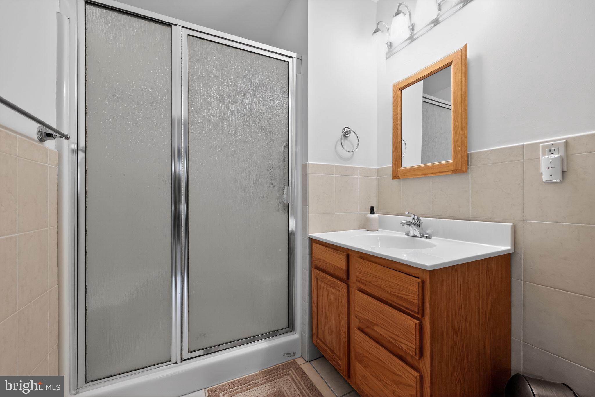 MAKEFIELD ESTATES - Residential