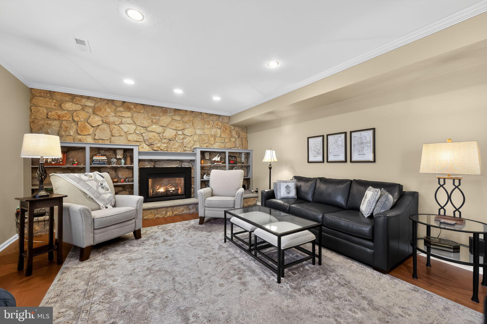 MAKEFIELD ESTATES - Residential