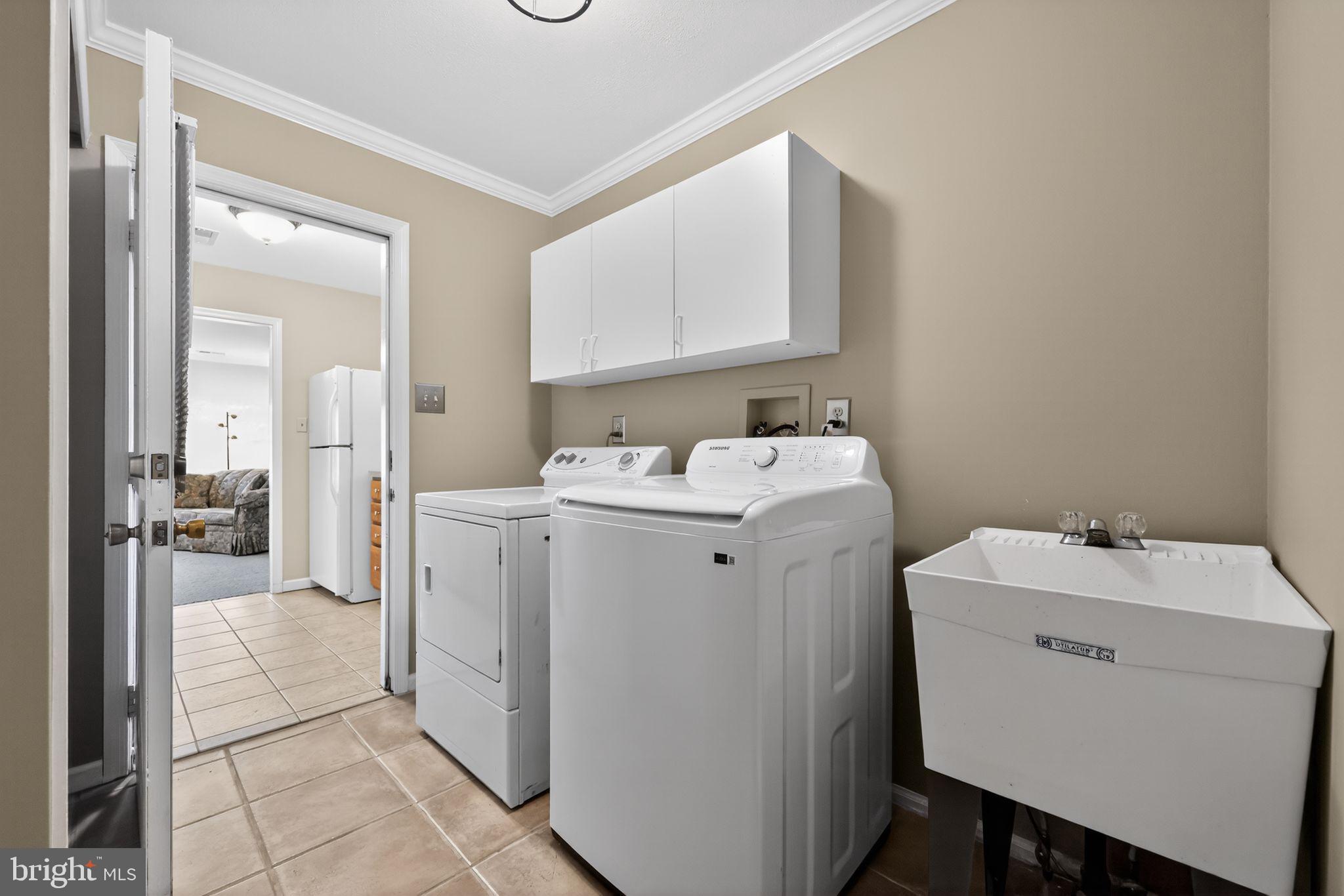 MAKEFIELD ESTATES - Residential