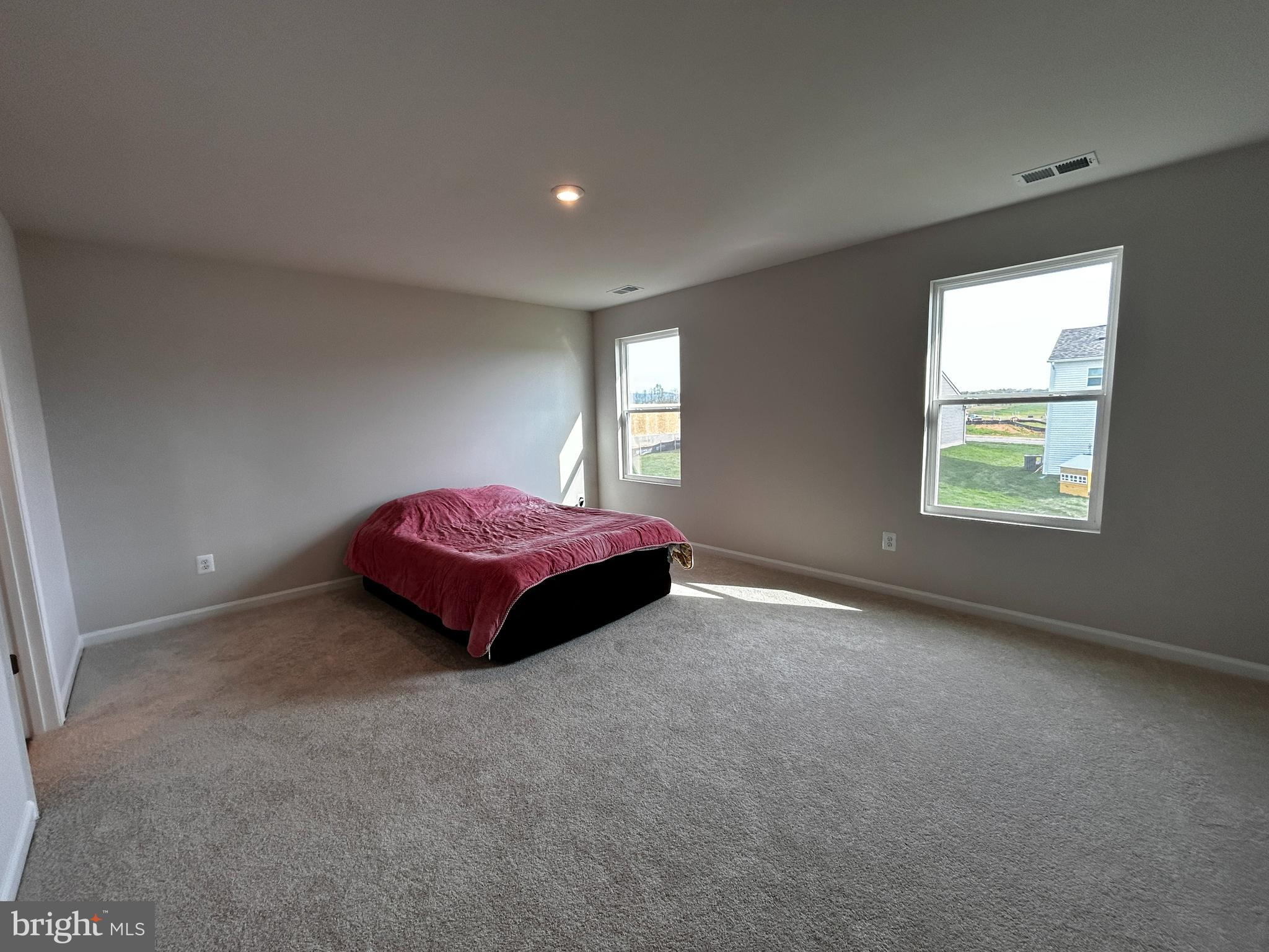 STONE SPRING - Residential Lease