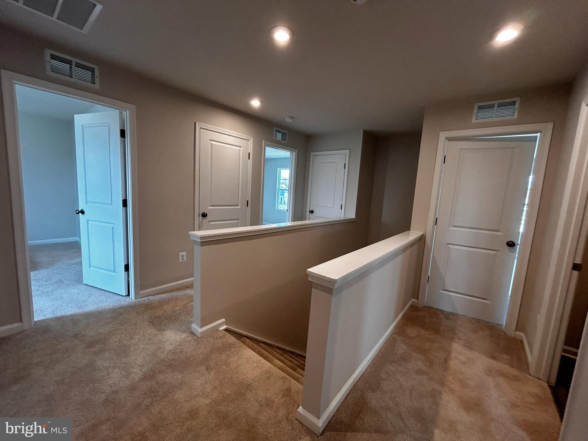 STONE SPRING - Residential Lease