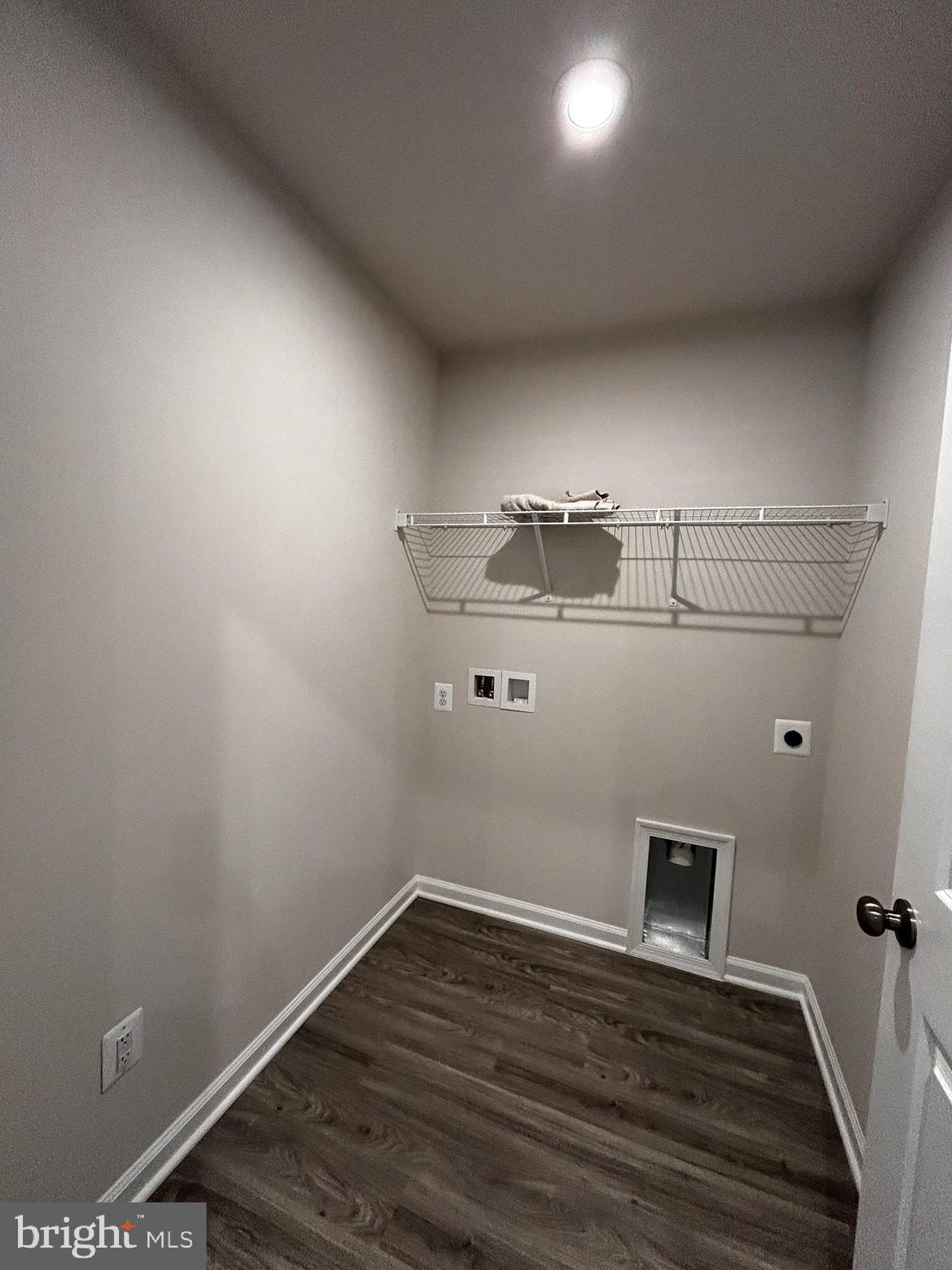 STONE SPRING - Residential Lease