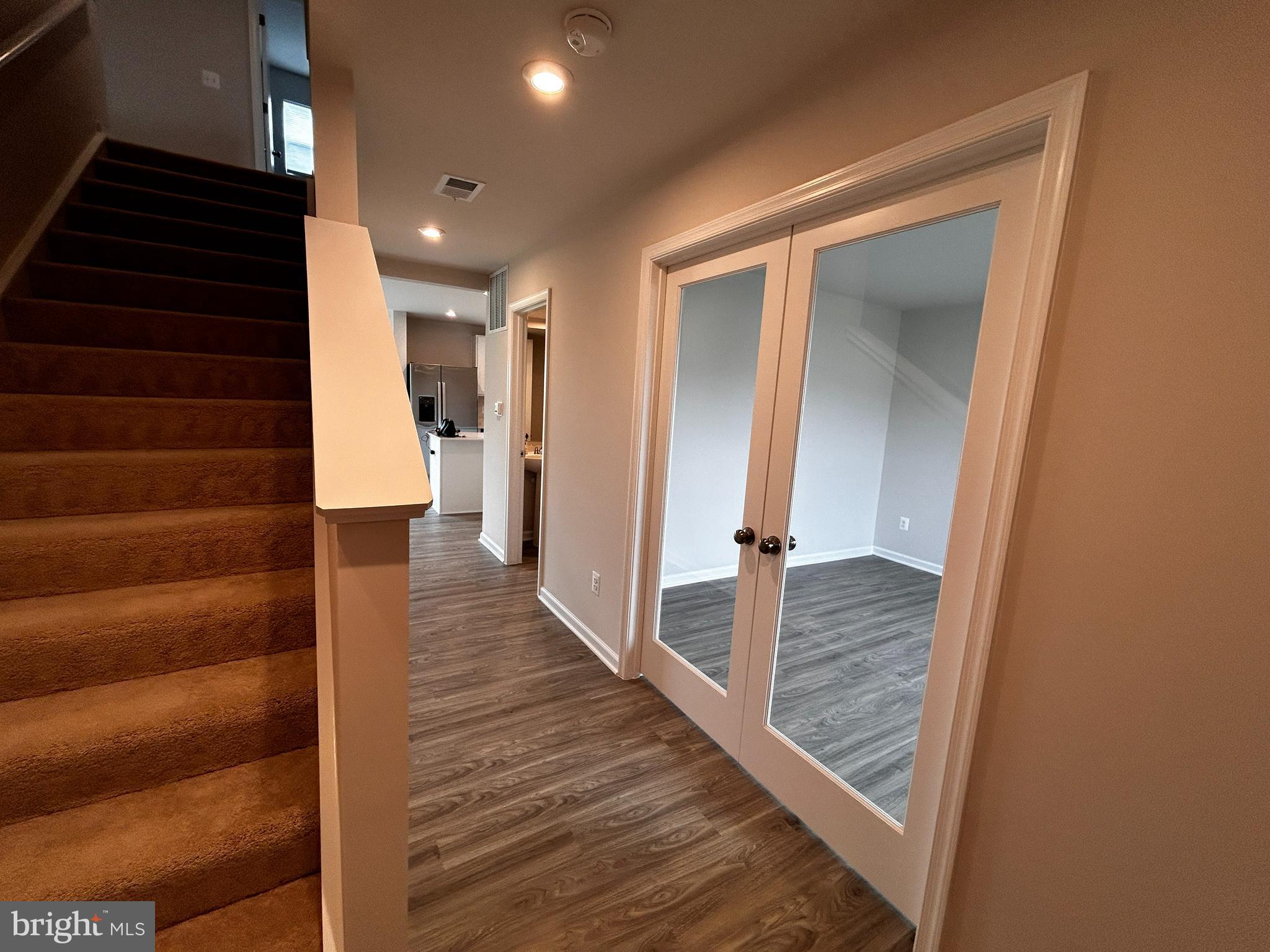 24 DOVE RD
