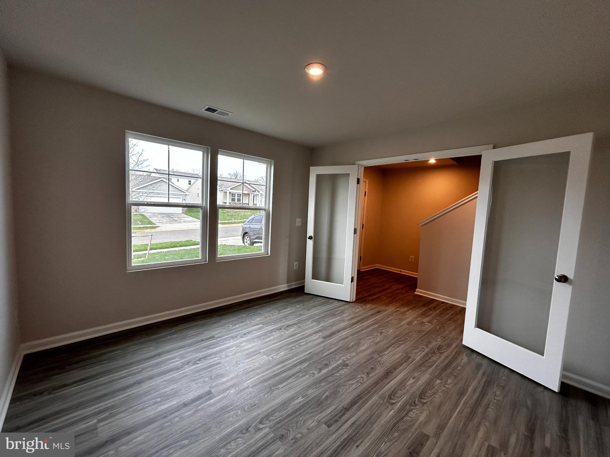 24 DOVE RD