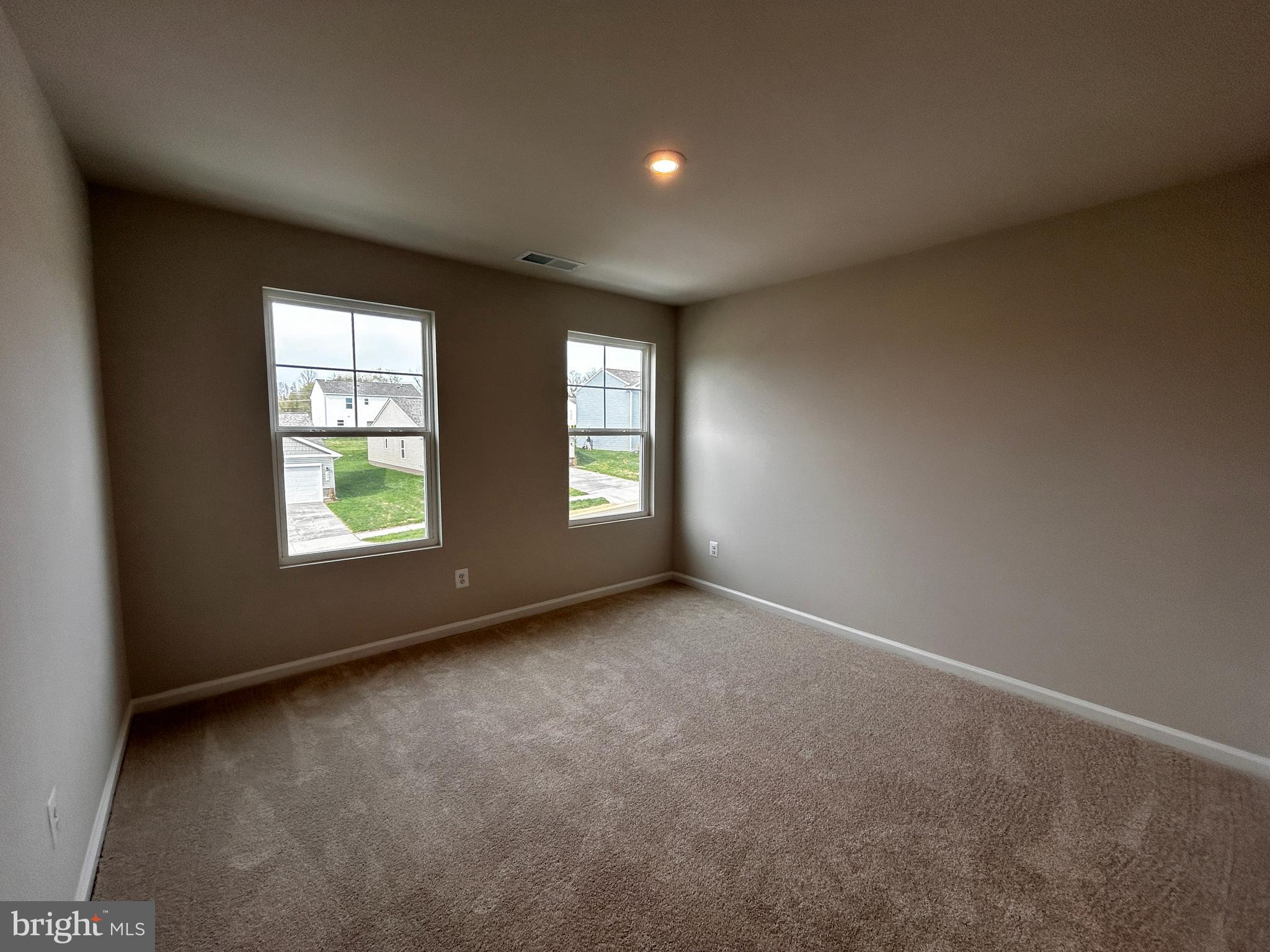 STONE SPRING - Residential Lease