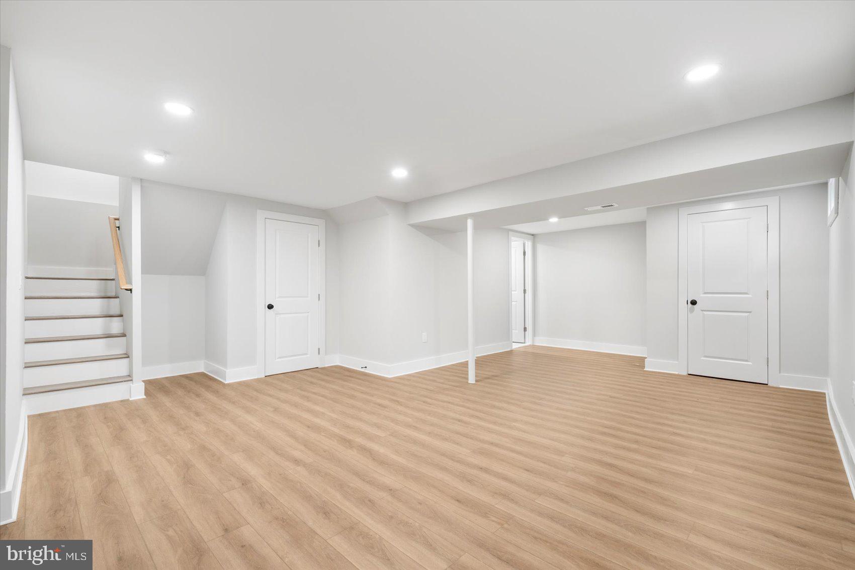 OWEN BROWN WOODS - Residential