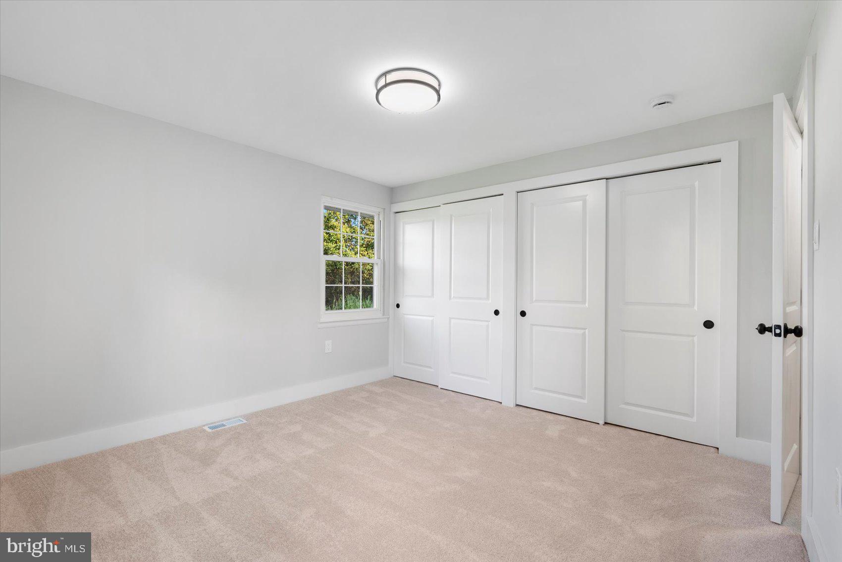 OWEN BROWN WOODS - Residential