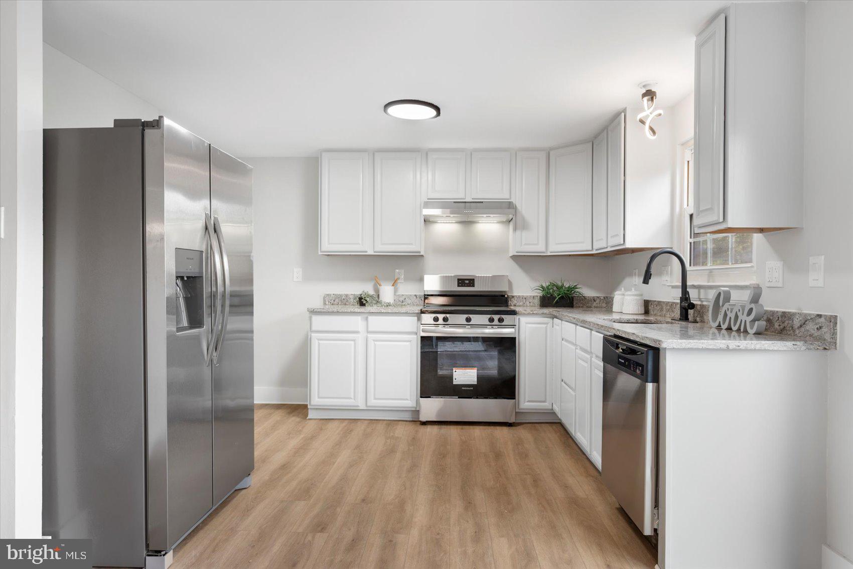 OWEN BROWN WOODS - Residential