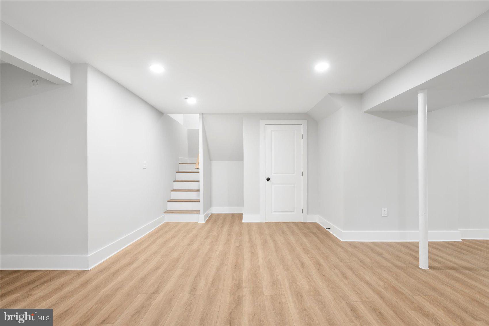 OWEN BROWN WOODS - Residential