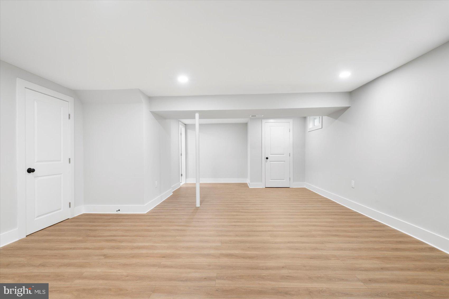 OWEN BROWN WOODS - Residential