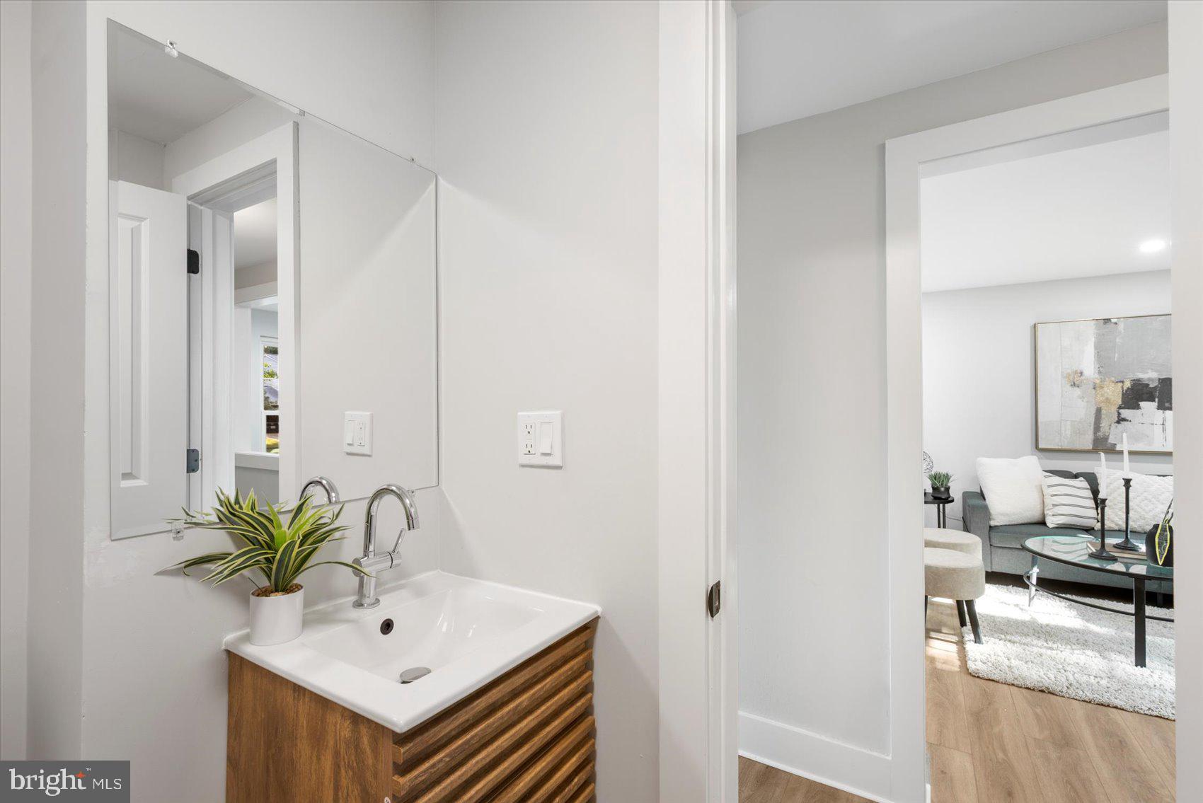 OWEN BROWN WOODS - Residential