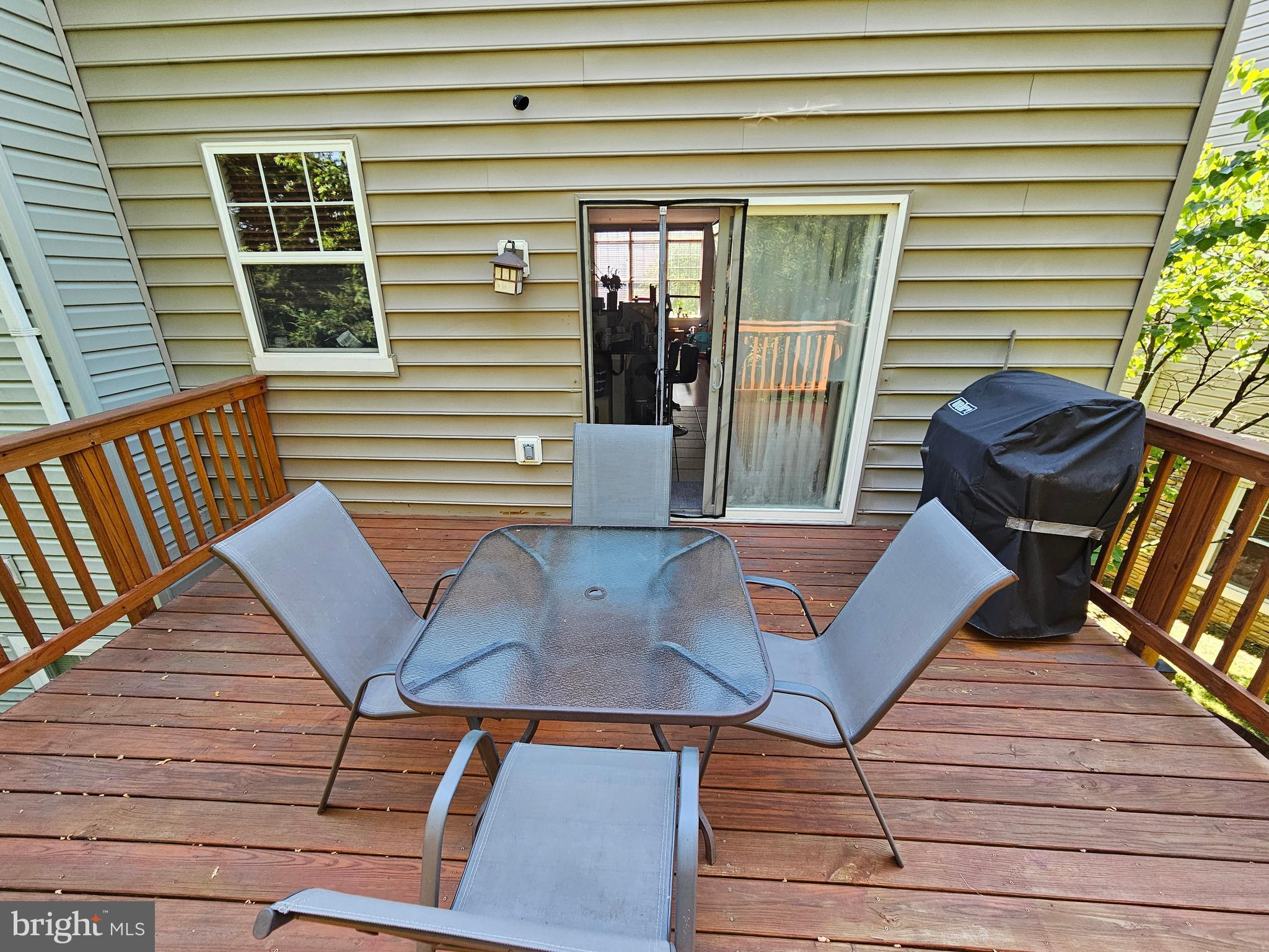 LINCOLN TERRACE - Residential Lease