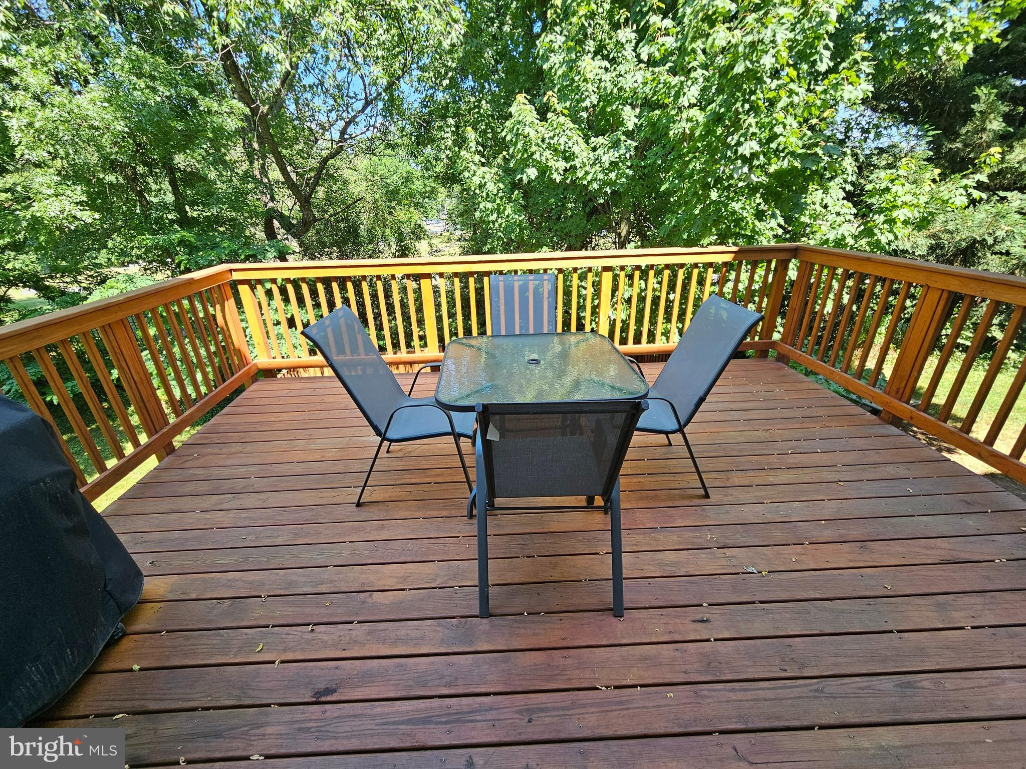 LINCOLN TERRACE - Residential Lease