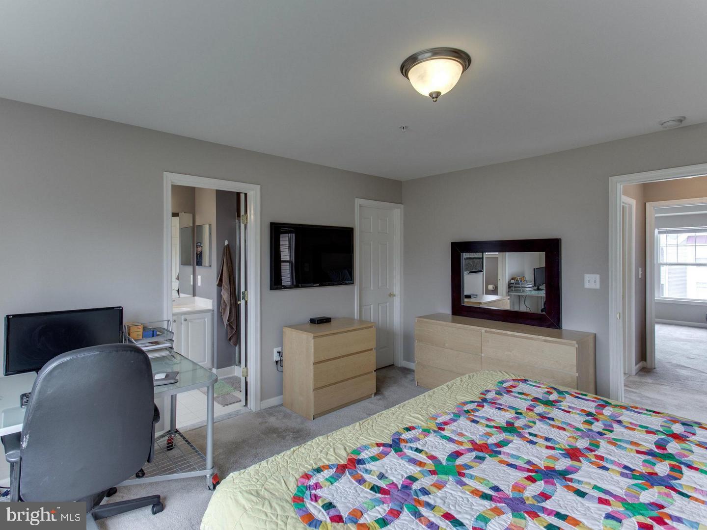 LINCOLN TERRACE - Residential Lease