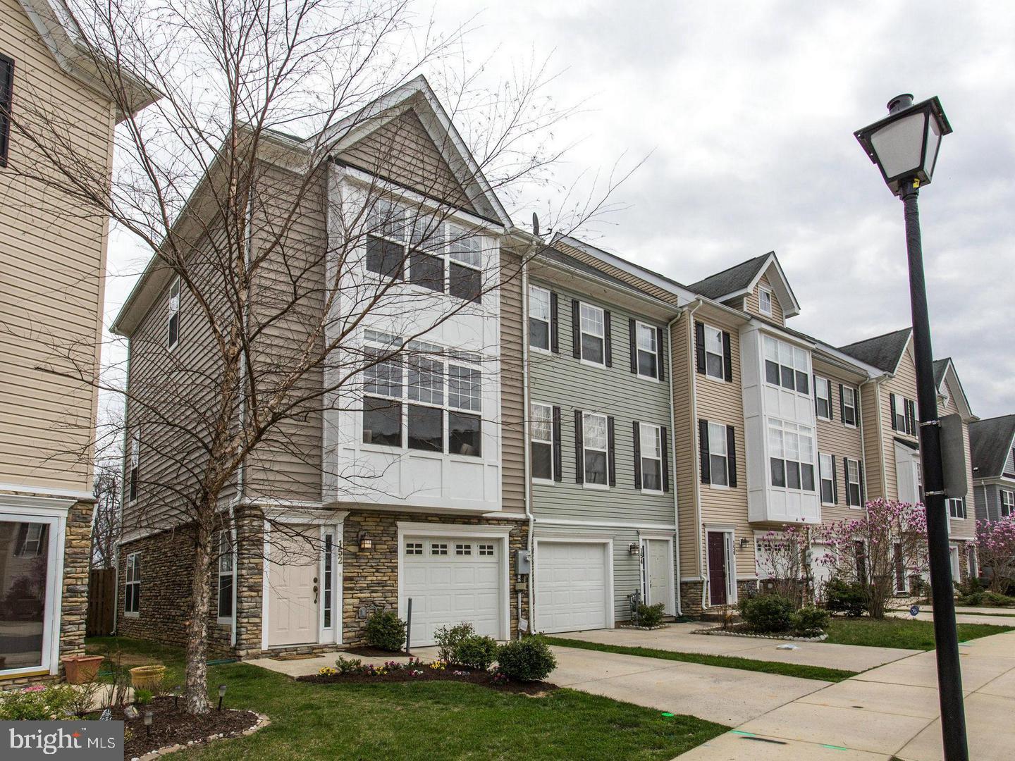 LINCOLN TERRACE - Residential Lease