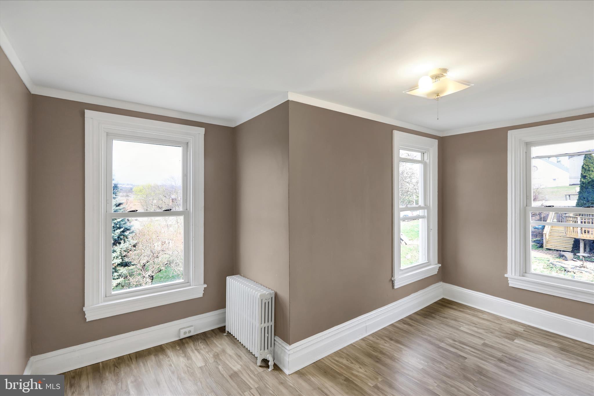 POTTSTOWN - Residential