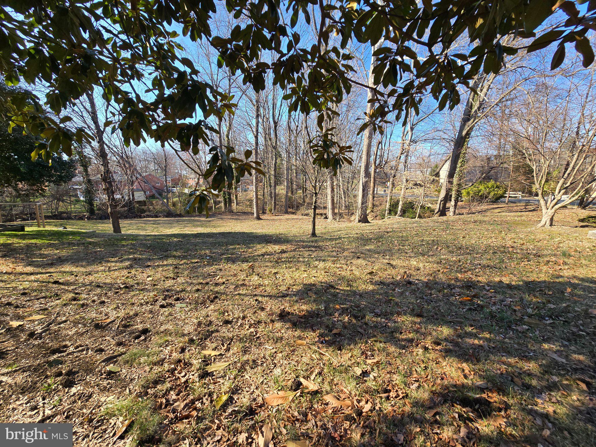 7669 LONG PINE DRIVE