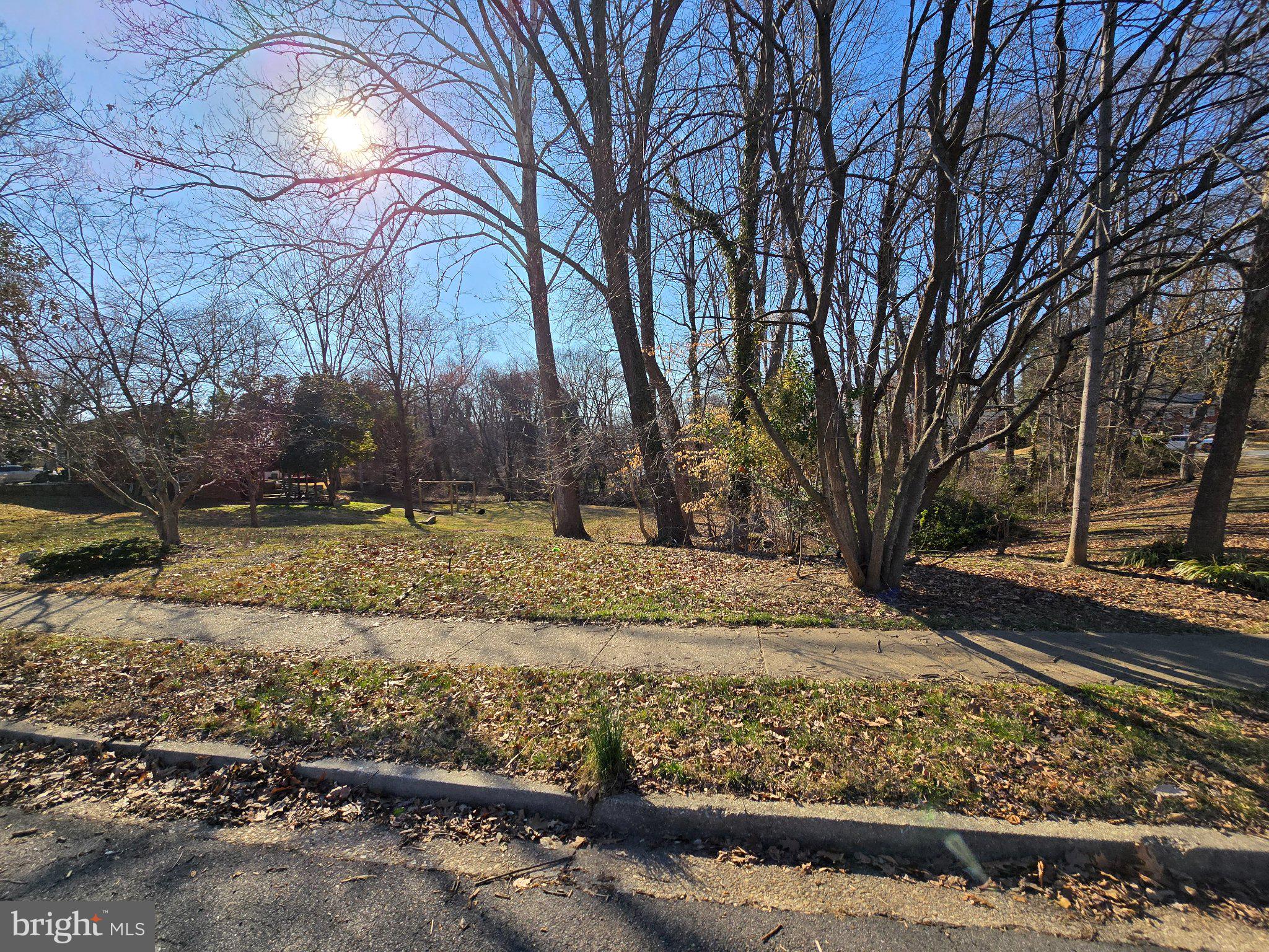 7669 LONG PINE DRIVE