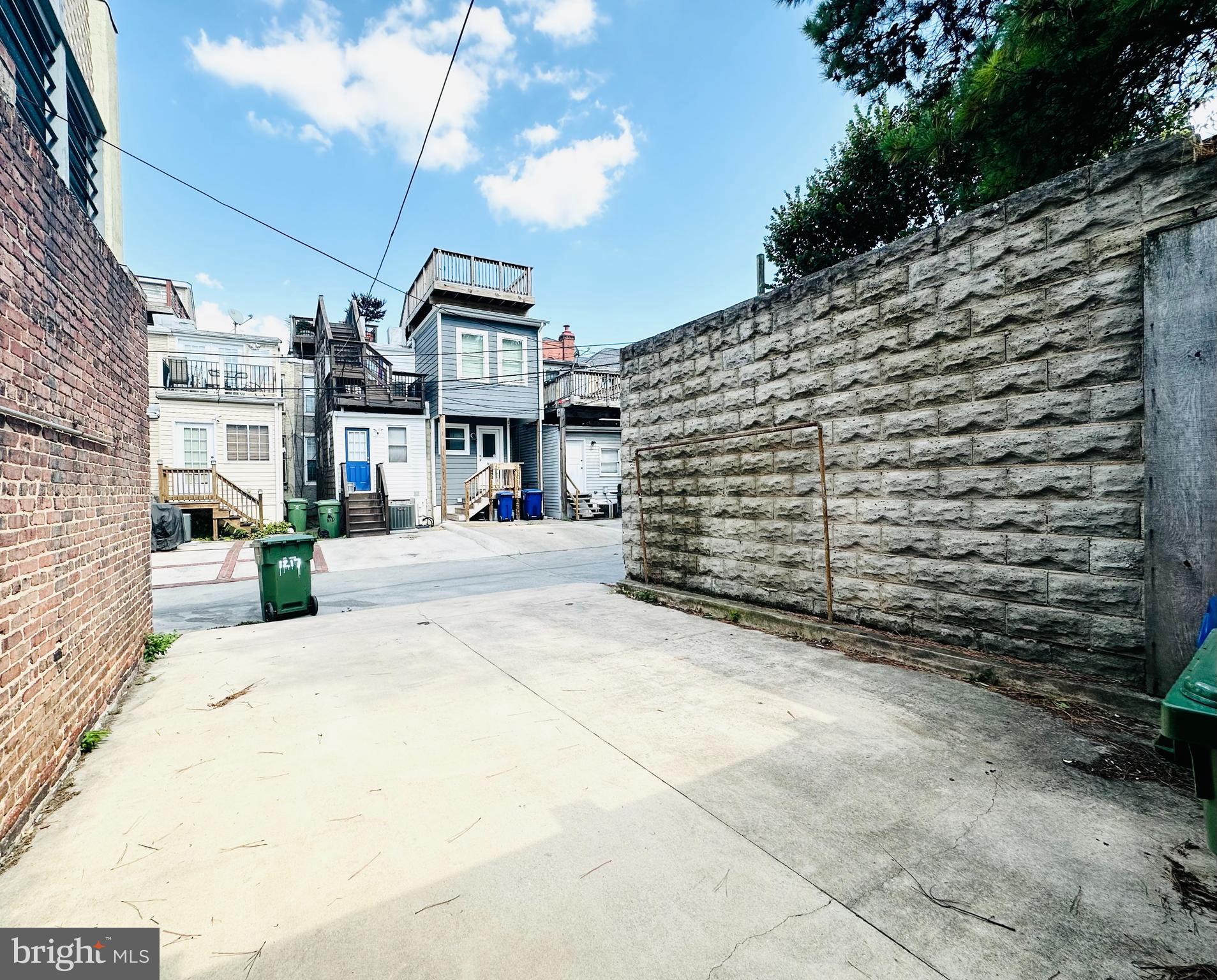 FEDERAL HILL HISTORIC DISTRICT - Residential Lease