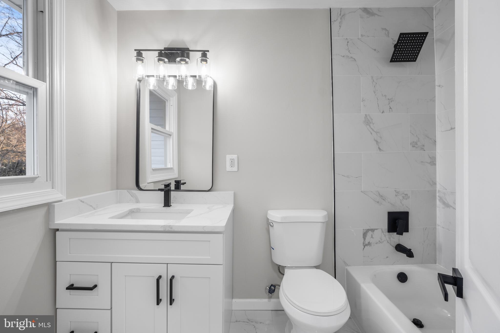 KINGS HEIGHTS - Residential