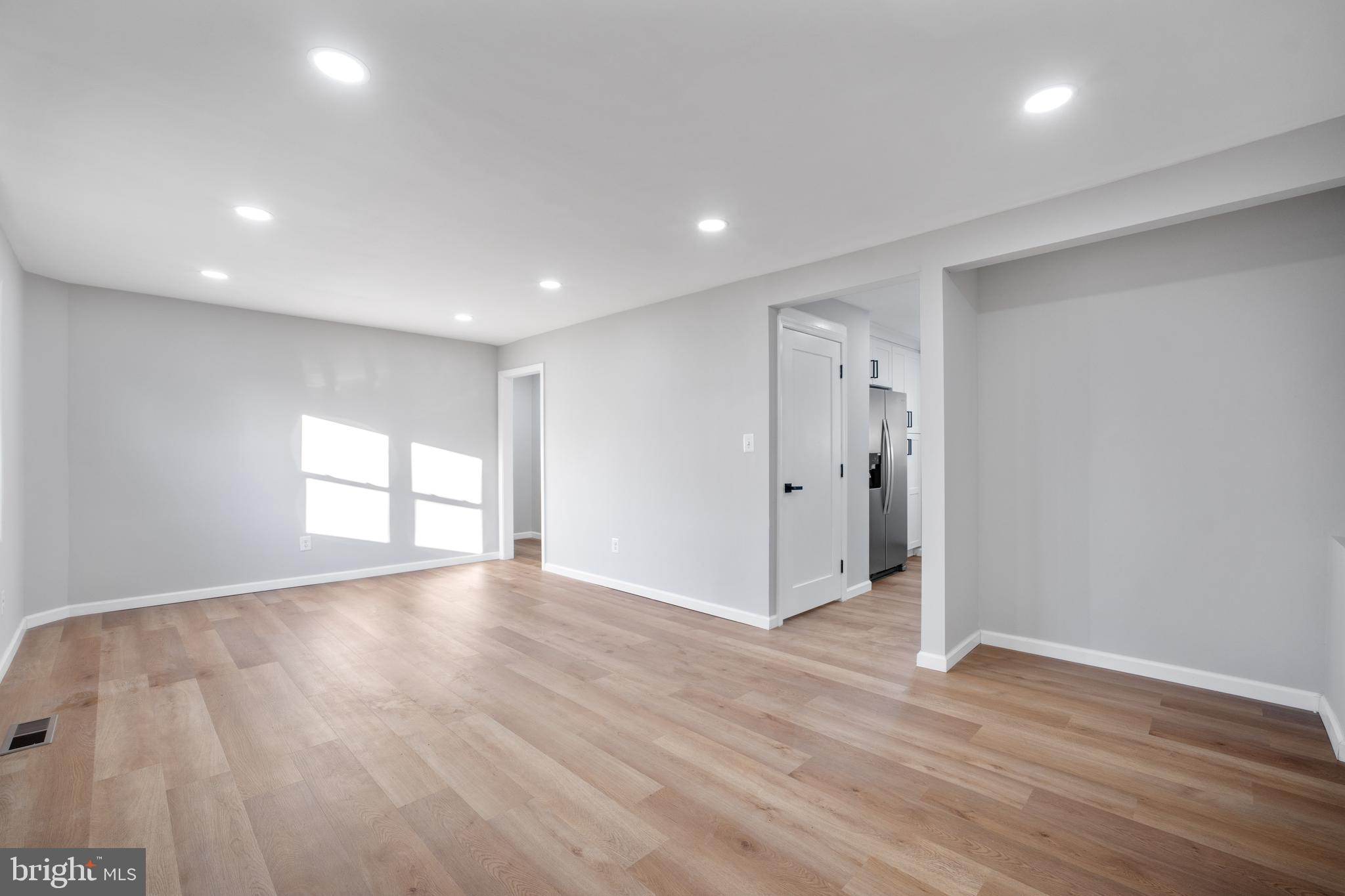 KINGS HEIGHTS - Residential