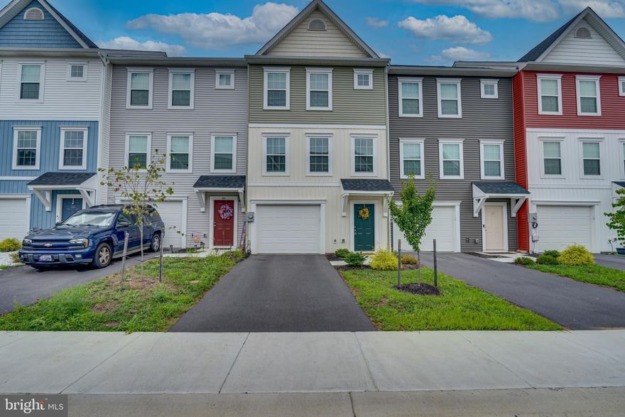 Welcome to your new home in the desirable Bridle Creek subdivision! This stunning 3-bedroom, 2.5-bath interior townhome offers a perfect blend of comfort, style, and convenience. Step inside to find a spacious living area featuring beautiful Luxury Vinyl Plank (LVP) flooring and plush carpeting throughout the upper level, accentuated by high ceilings and recessed lighting that creates an open and airy feel.
The heart of this home is the modern kitchen, complete with sleek granite countertops and ample cabinet space, perfect for culinary enthusiasts. The open-concept layout seamlessly connects the kitchen to the living and dining areas, making it ideal for entertaining.
Upstairs, the primary bedroom is a true retreat, boasting a large walk-in closet and a luxurious ensuite bath with double vanities, providing plenty of space for your daily routine. Two additional well-appointed bedrooms and a full bath offer flexibility for family, guests, or a home office.
Step outside to enjoy your morning coffee or host a small BBQ on the back deck, providing a peaceful space to unwind and enjoy the outdoors. With the added convenience of an attached garage and proximity to local amenities, this townhome offers everything you need for comfortable living.
Don't miss the opportunity to make this beautiful Bridle Creek townhome yours! Schedule a showing today!